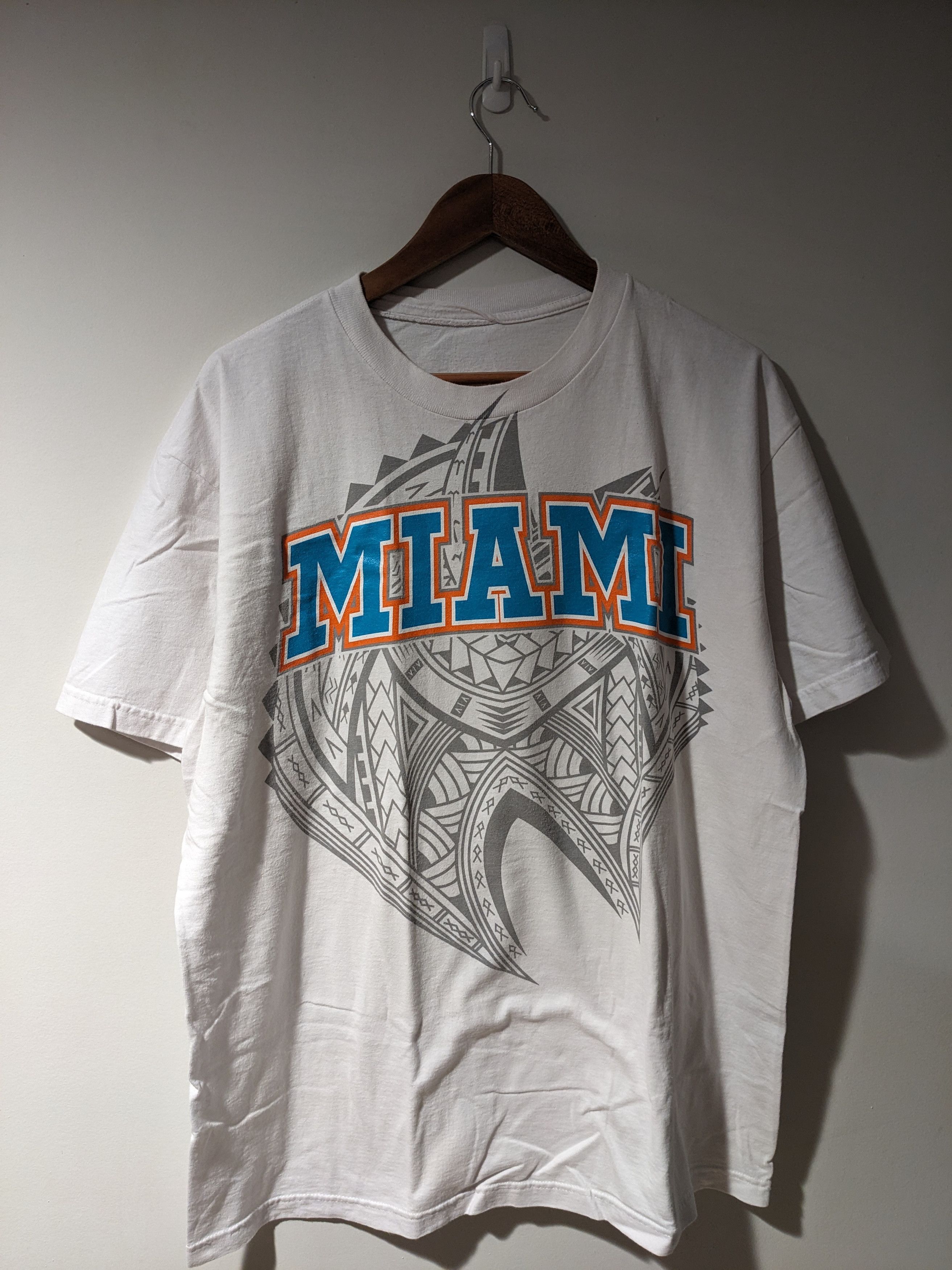 NFL × Vintage Vintage 90s Miami Dolphins NFL Football Fear the Fin T-Shirt Size US XL / EU 56 / 4 - 1 Thumbnail