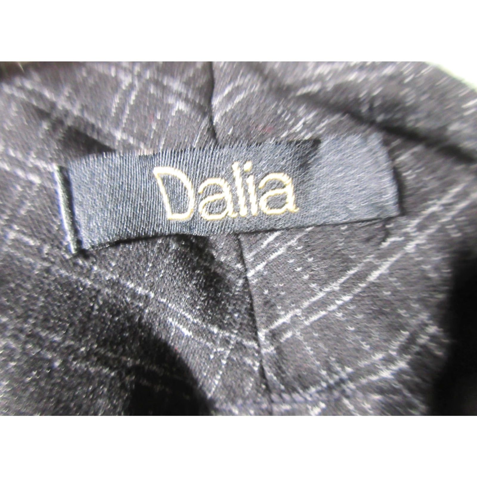 Vintage Dalia Women's Pants XL Black White Squares Tummy Control Built-In Pull On Slimming Ponte Geometric Tapered Leg Regular Machine Washable Size 40" / US 18 - 7 Thumbnail