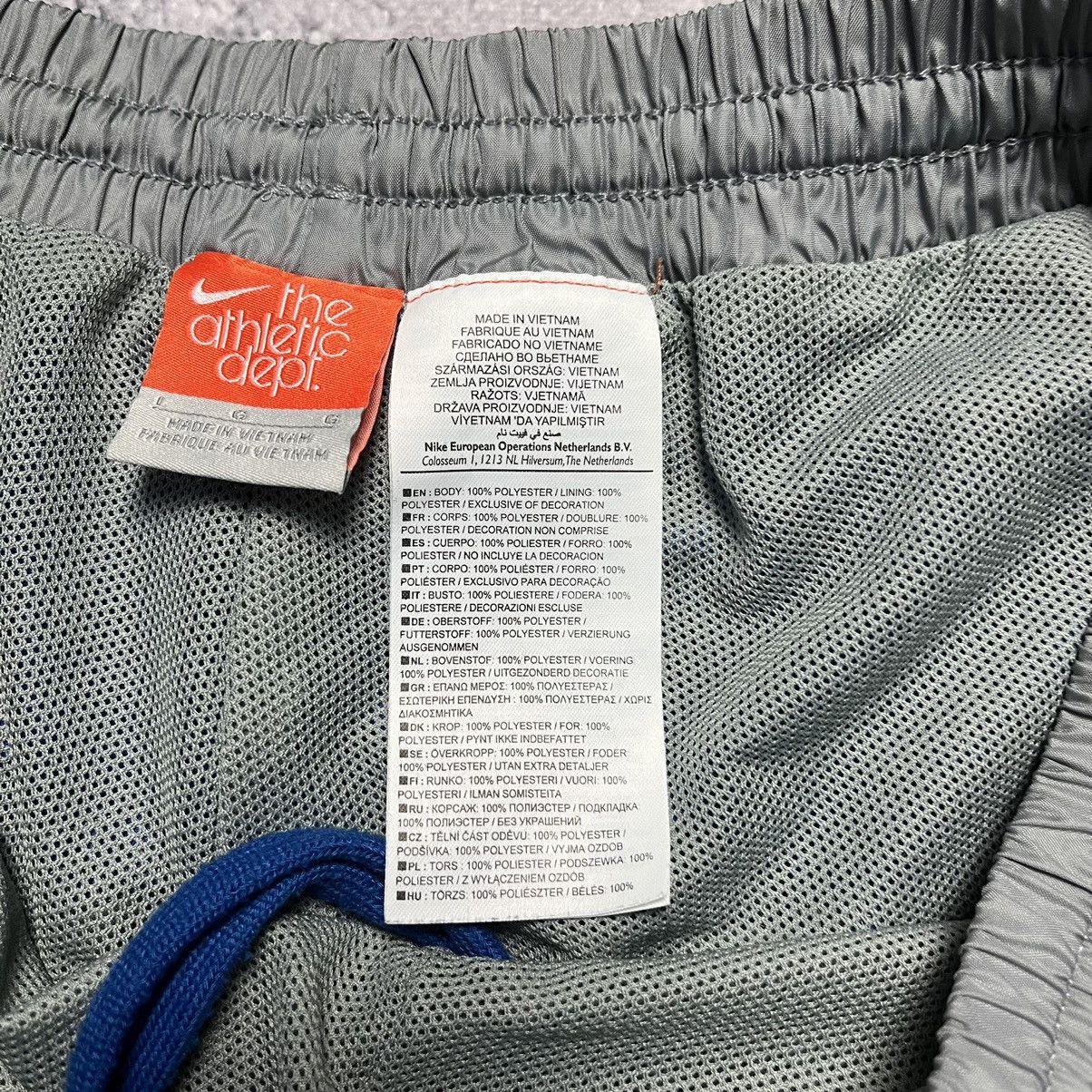 Nike Nike Nylon Track Pants Swoosh Y2K Streetwear Baggy Drill ACG Size US 34 / EU 50 - 5 Thumbnail