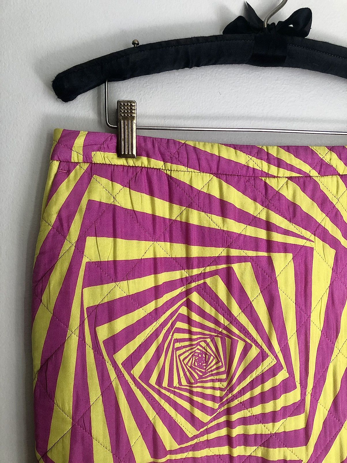 Dries Van Noten Dries Van Noten Runway AW14 Quilted Psychedelic Skirt Size 27" / US 4 / IT 40 - 3 Thumbnail