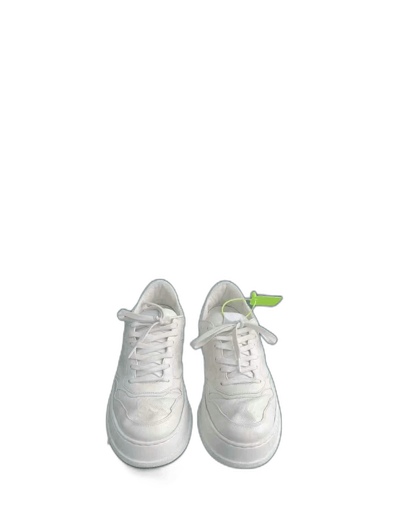 Gucci White Sneakers Size 42.5 Very New-2506