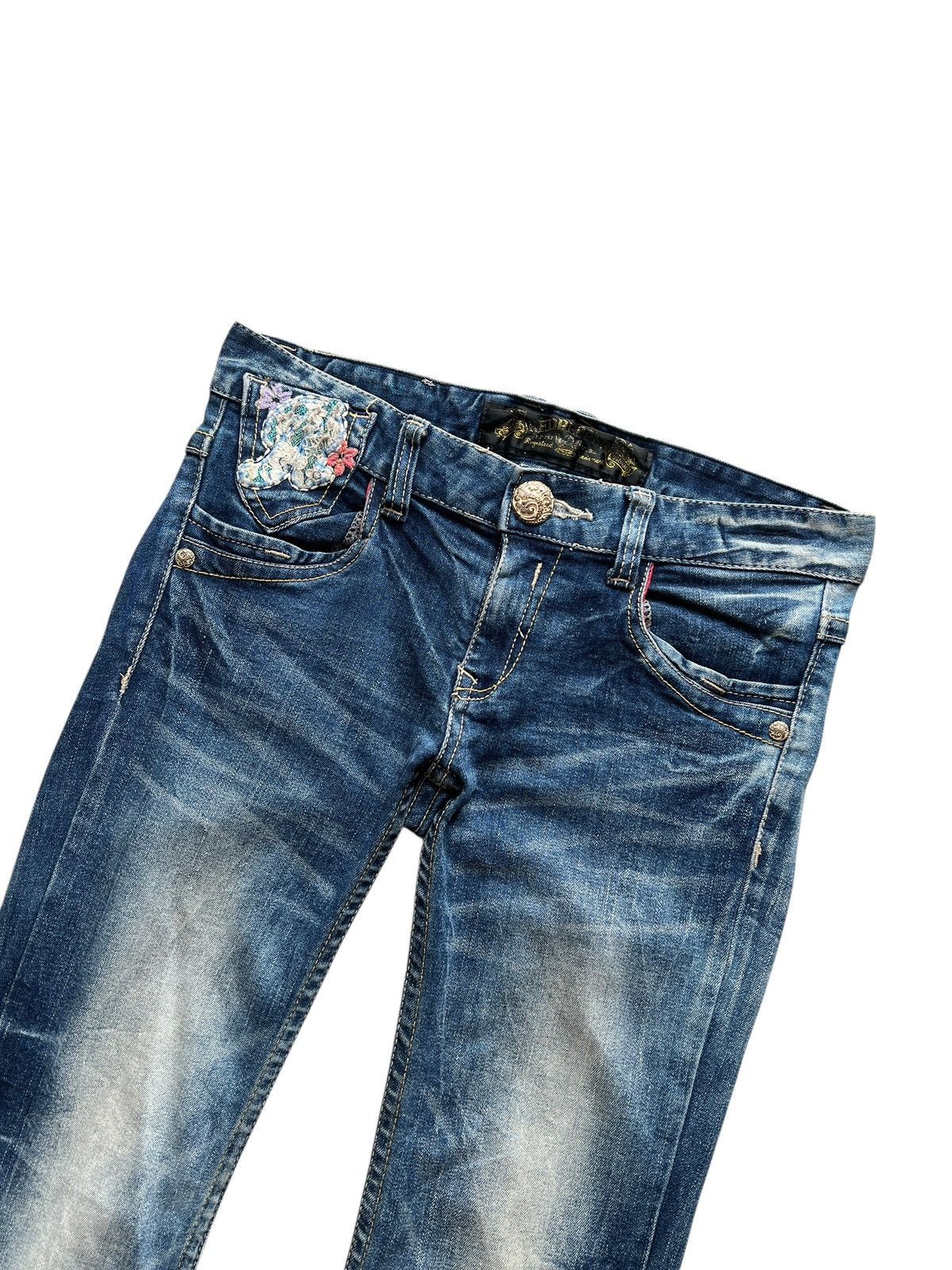 Japanese Brand 2000s Red Pepper Low Rise Embroidery Slim Flare Jeans Size US 30 / EU 46 - 3 Thumbnail