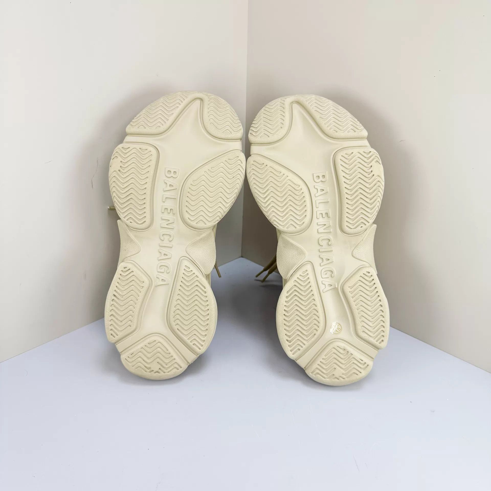Balenciaga Balenciaga Rubber Triples 36 99 New Full Set Size US 5.5 / IT 35.5 - 5 Thumbnail