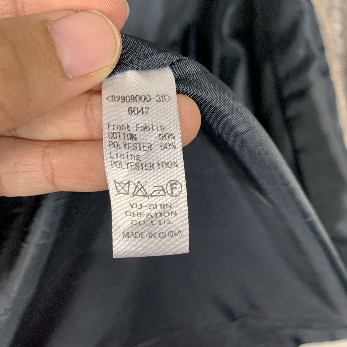 Japanese Brand Japanese Brand Yves Double Breasted Trenchcoat Size M / US 6-8 / IT 42-44 - 17 Thumbnail