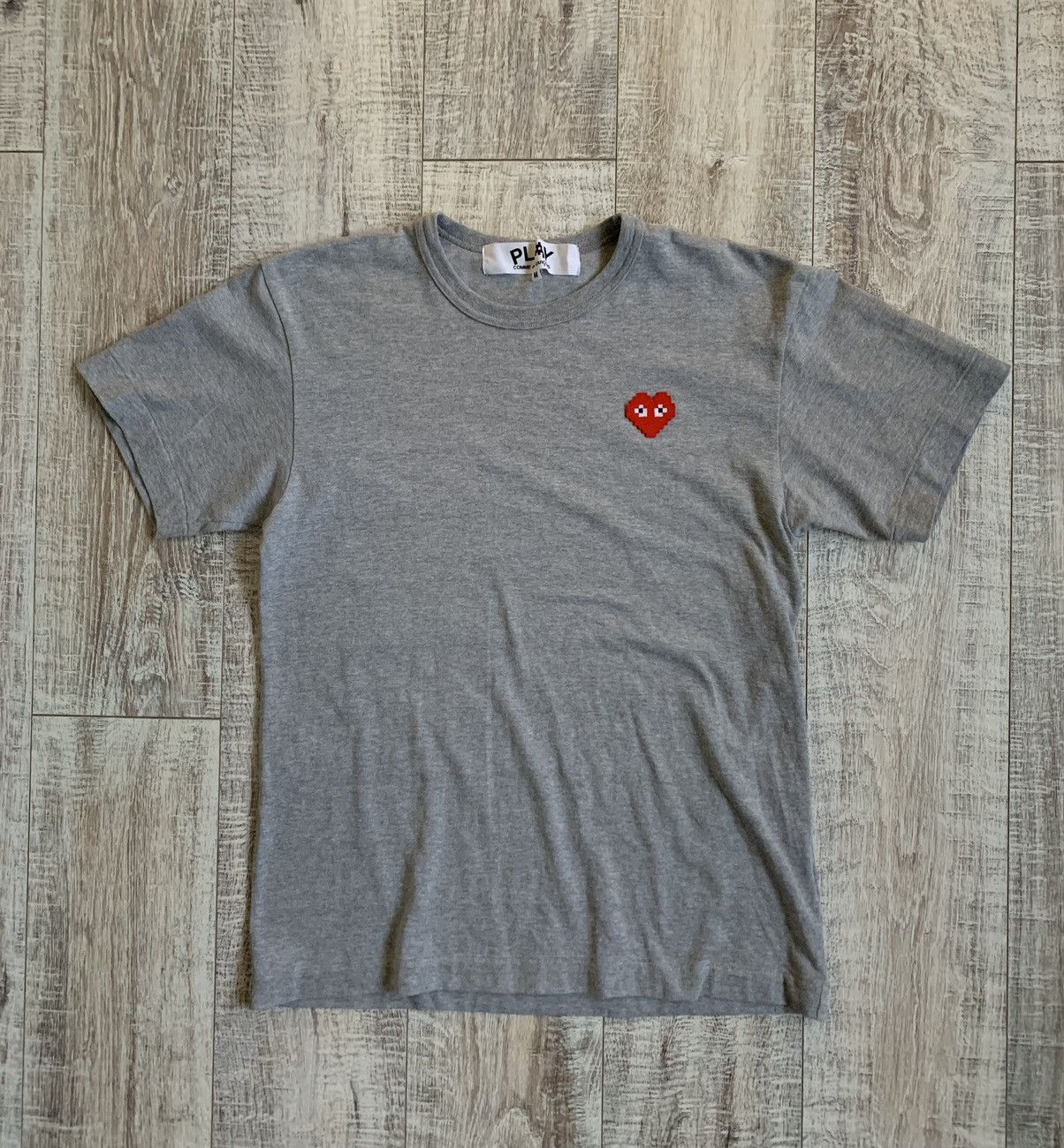 Comme des Garcons Play Comme de garcons T shirt Size US M / EU 48-50 / 2 - 1 Thumbnail