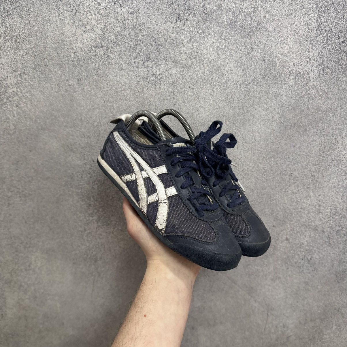 Asics Asics Onitsuka Tiger Kill Bill Size US 5.5 / EU 38 - 1 Thumbnail