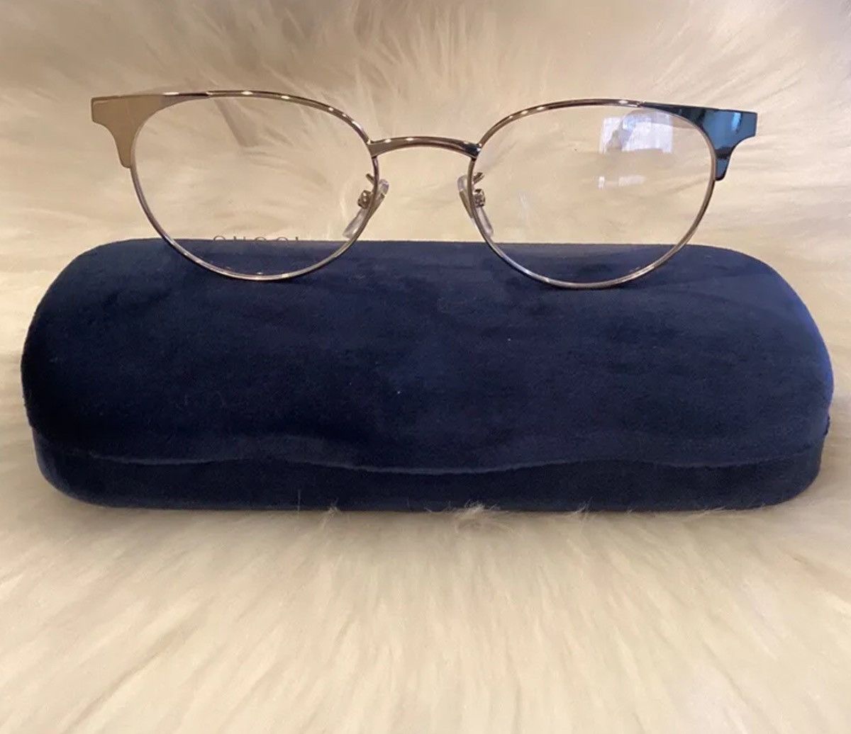 image of Gucci Glasses in Gold, Women's