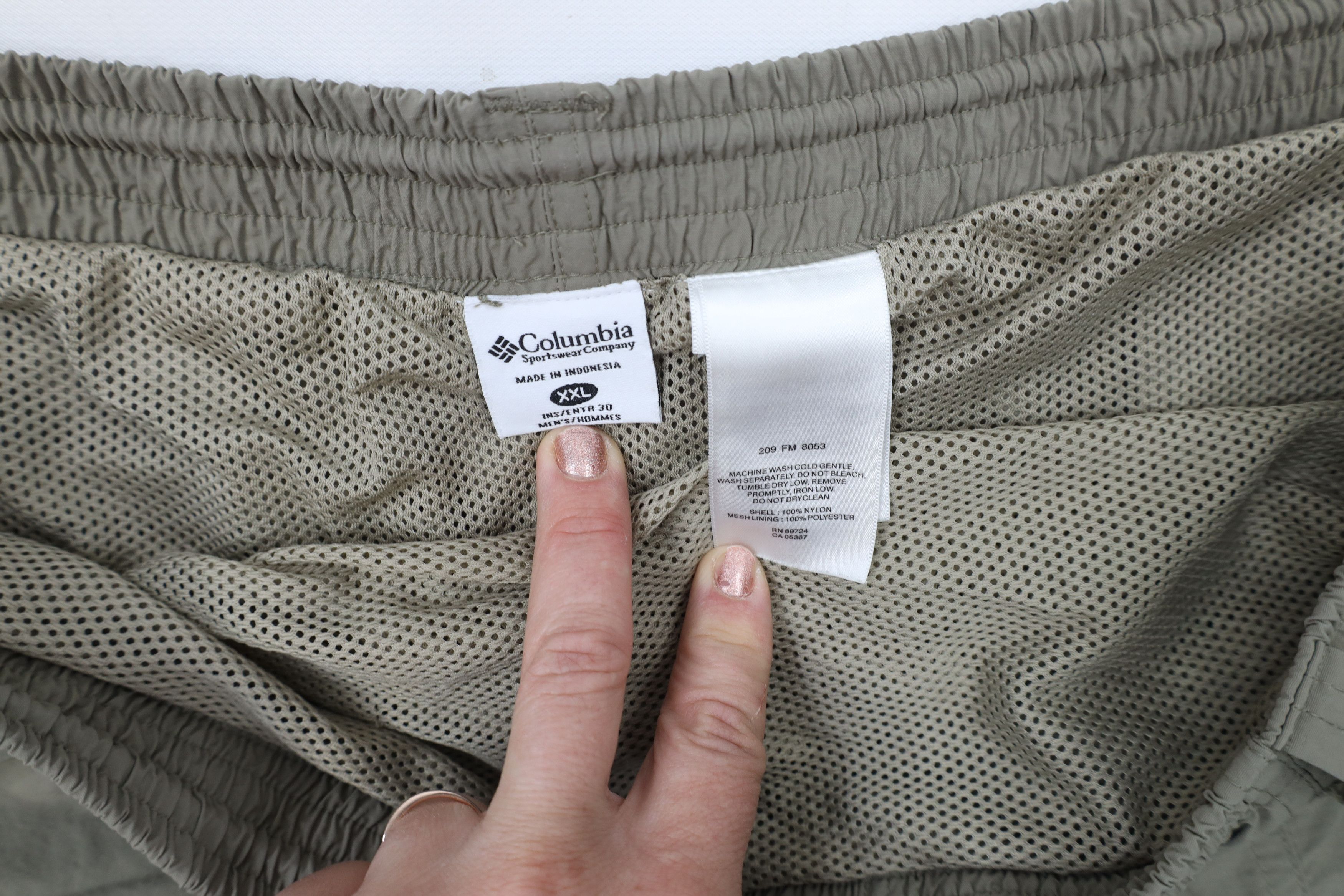 Columbia × Vintage Vintage Y2K Columbia PFG Wide Leg Cargo Pants Shorts Green Size US 40 / EU 56 - 6 Thumbnail