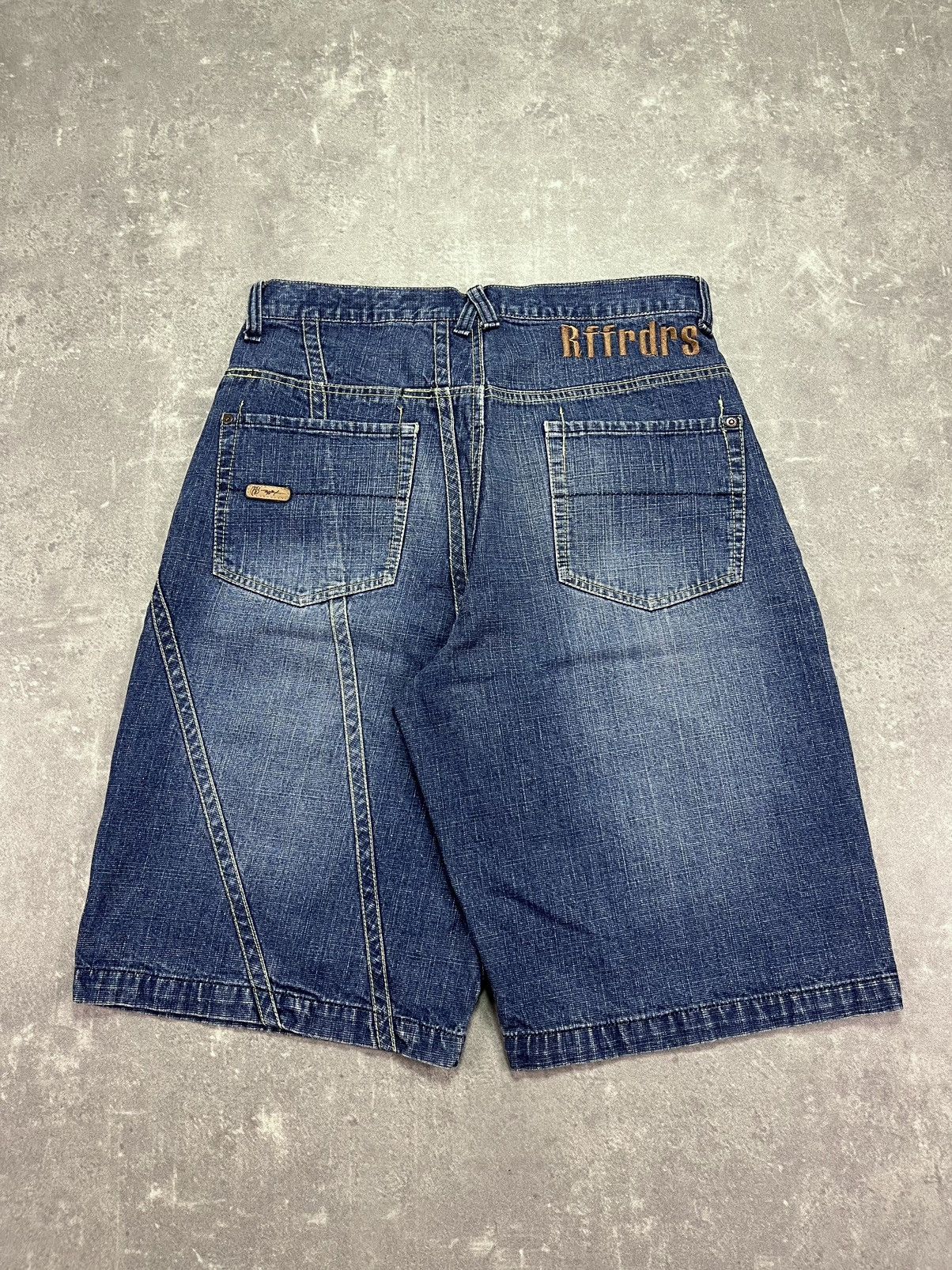 Ruff Ryders Ruff Ryders Baggy Logo Tab Denim Shorts Jorts 32 Size US 32 / EU 48 - 1 Thumbnail