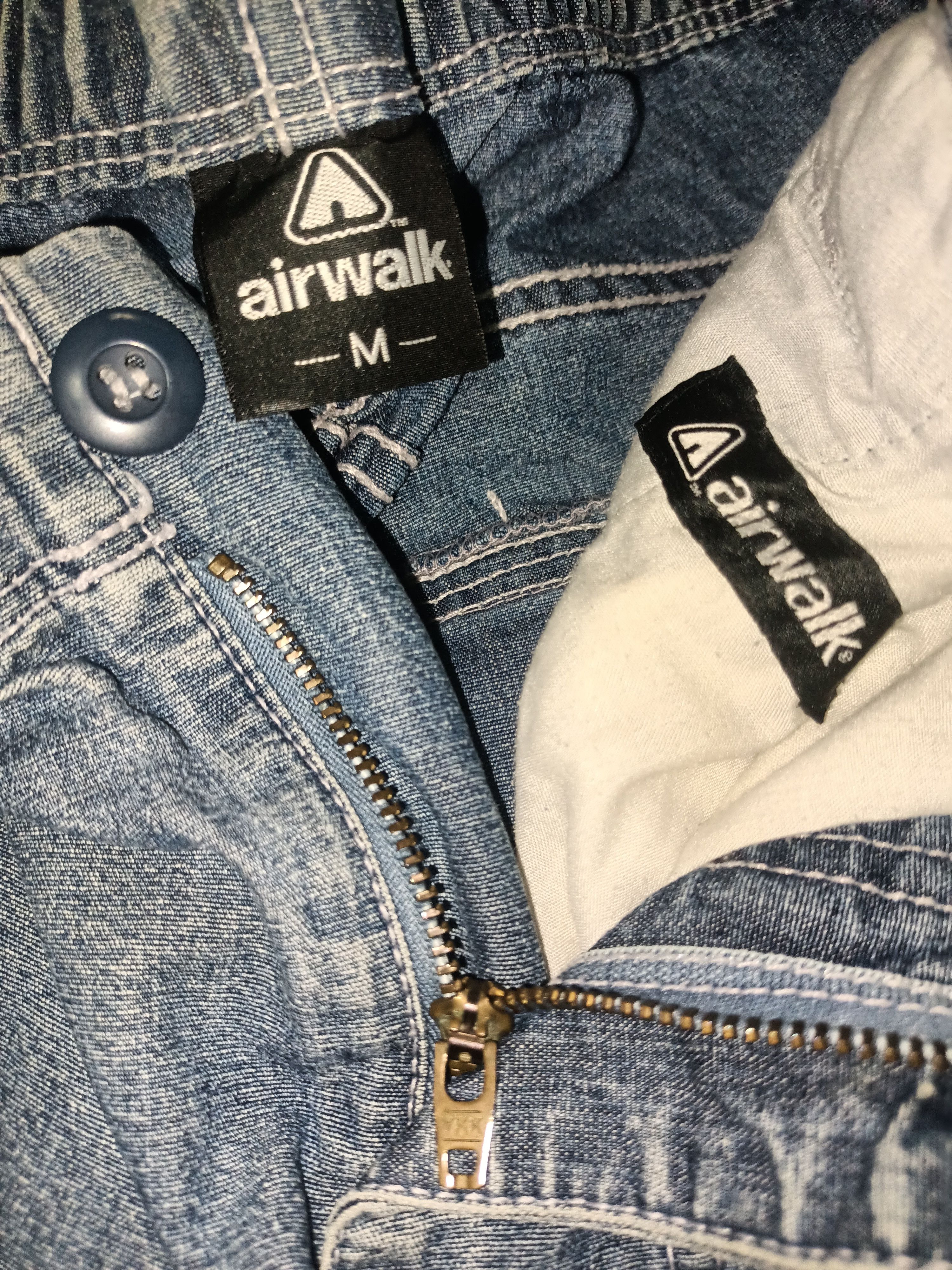 Airwalk × Vintage Vintage Distress Airwalk Short Jeans Size US 34 / EU 50 - 1 Thumbnail