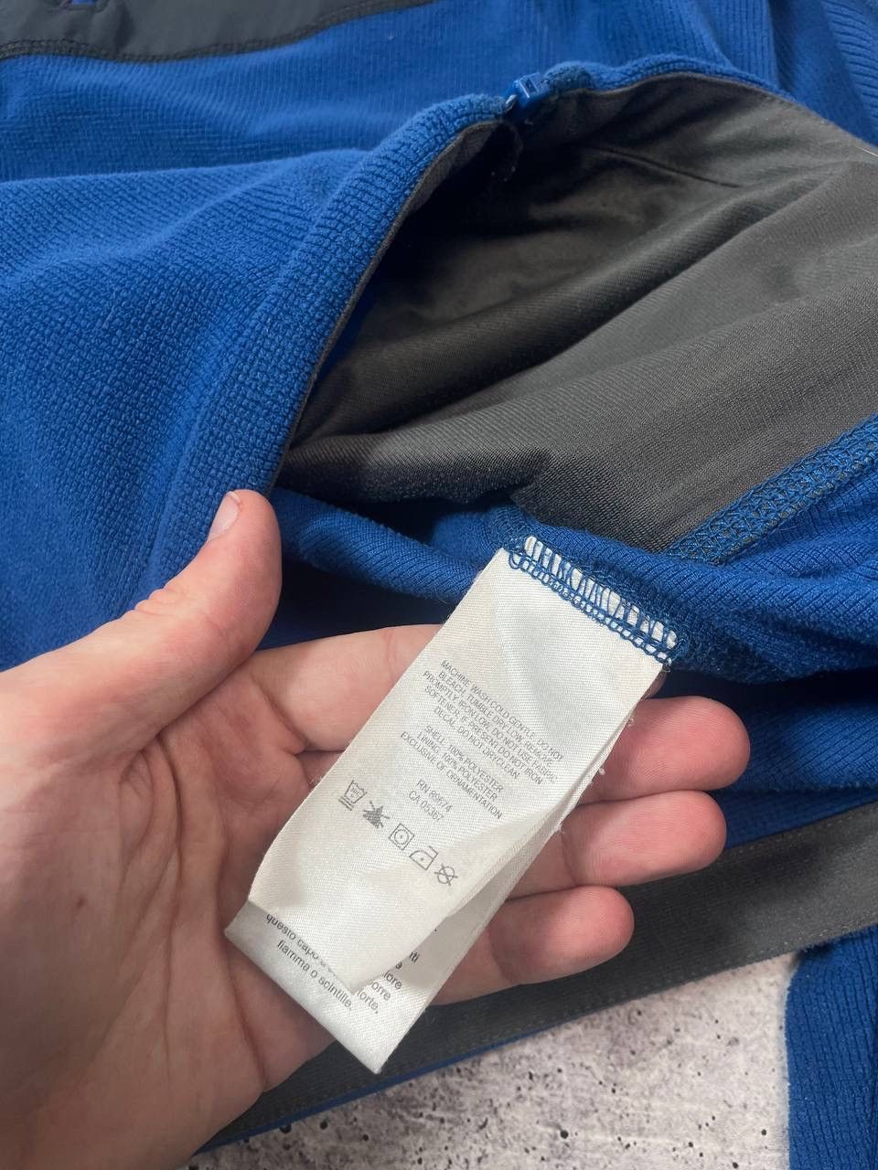 Mountain Hardwear Vintage Mountain Hardwear Zip Fleece Jacket Y2K Size US L / EU 52-54 / 3 - 8 Thumbnail