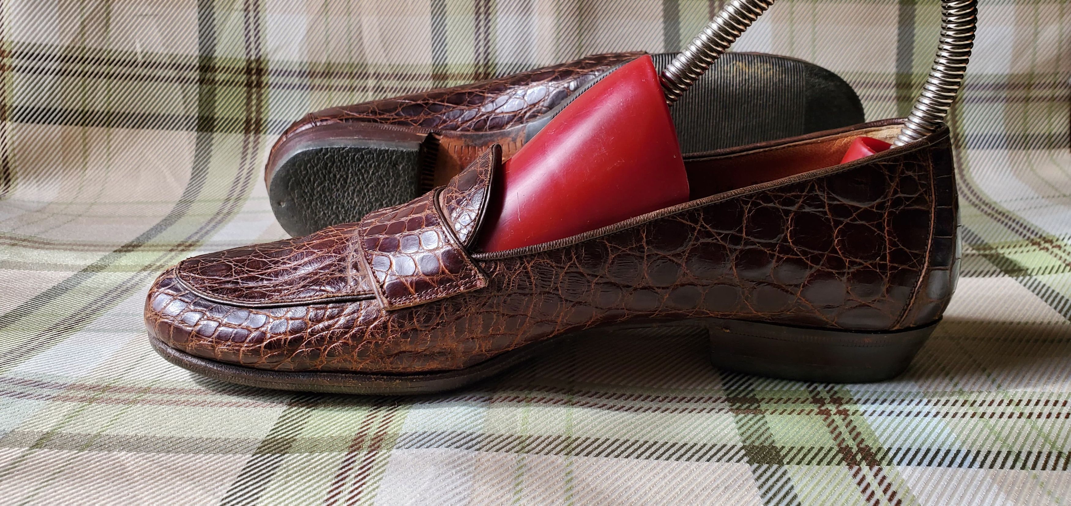 Church's Church's Brown Crocodile Loafers Size US 7 / IT 37 - 4 Thumbnail