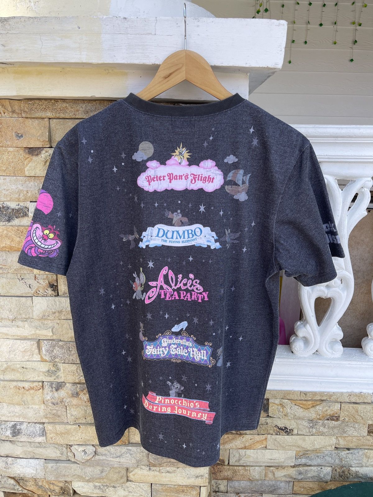 Disney Rare🔥Vtg Tokyo Disney Movie Promo All Over Print T-Shirt Size US L / EU 52-54 / 3 - 2 Thumbnail