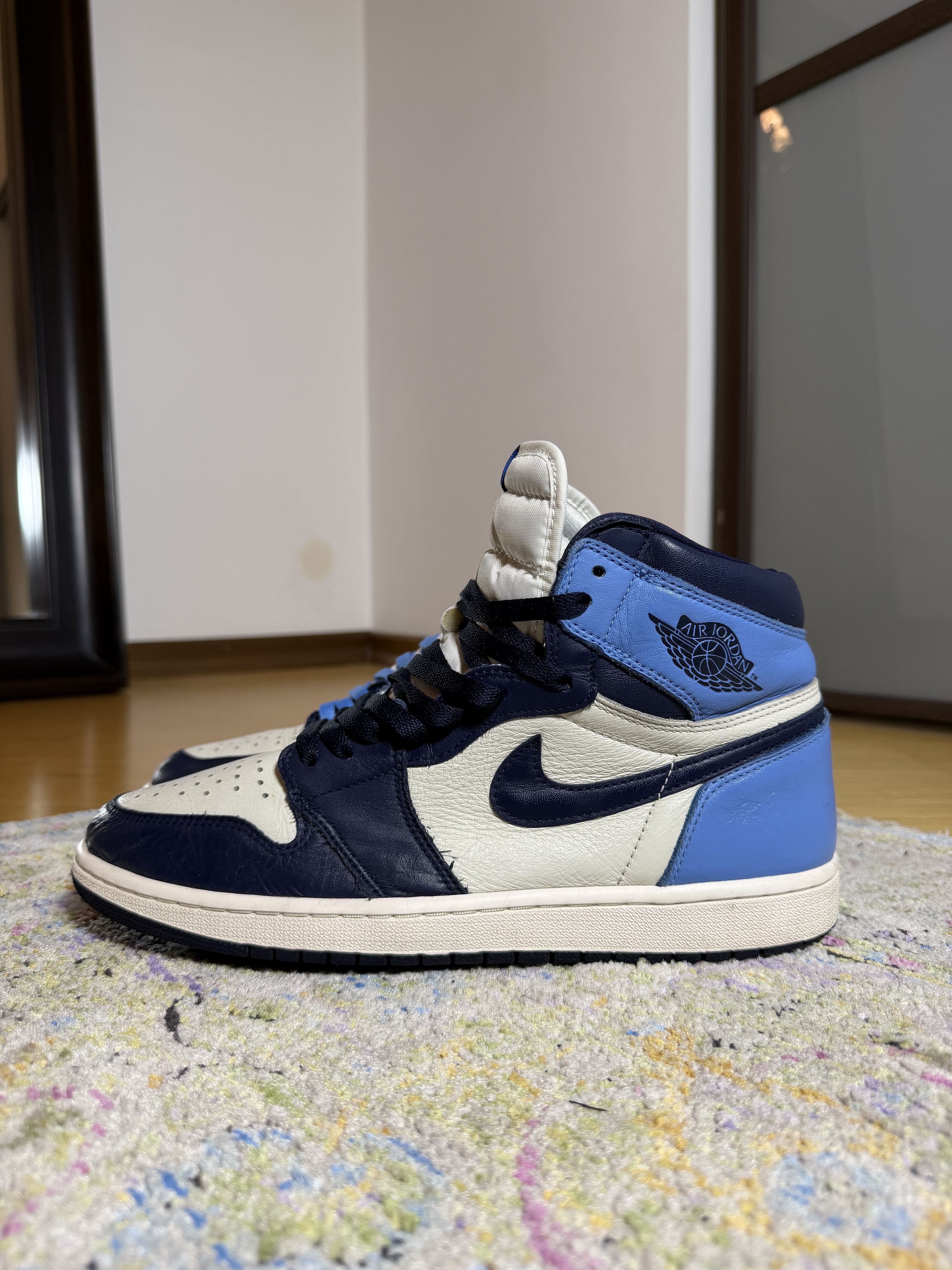 Jordan Brand Nike Air Jordan 1 Retro High OG 'Obsidian' Sneakers Size US 11 / EU 44 - 1 Thumbnail