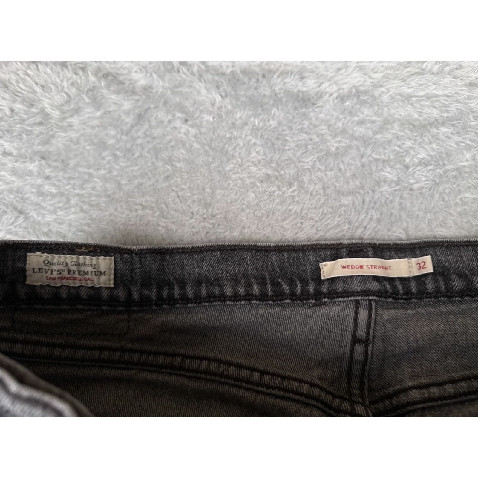 Levi's Levi's Premium Jeans Womens 32 Black Denim Big E Wedgie Straight Button 32x25 Size 24" / US 00 / IT 34 - 6 Thumbnail