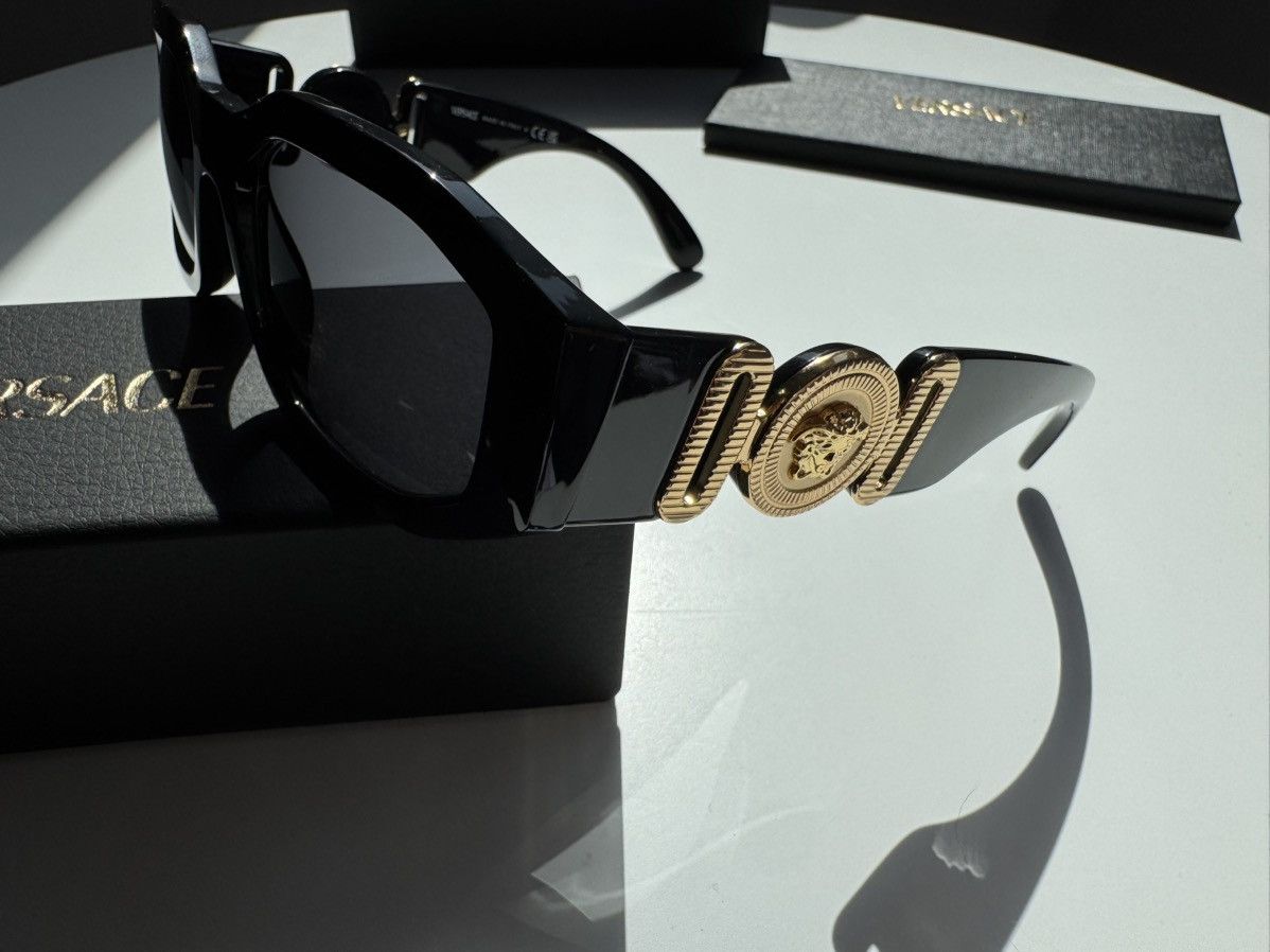Versace × Vintage Versace THE CLANS VE 4361 GB1/87 Size ONE SIZE - 14 Thumbnail