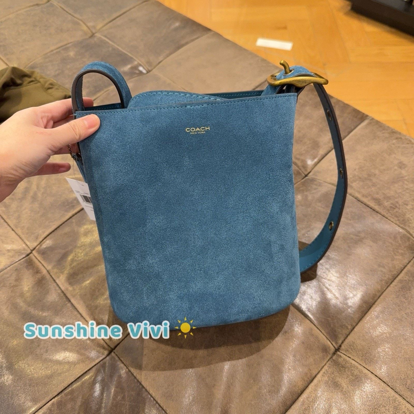 Coach NWT Coach Bleecker Bucket Bag 21 Sea Blue CCW84 suede Size ONE SIZE - 8 Thumbnail