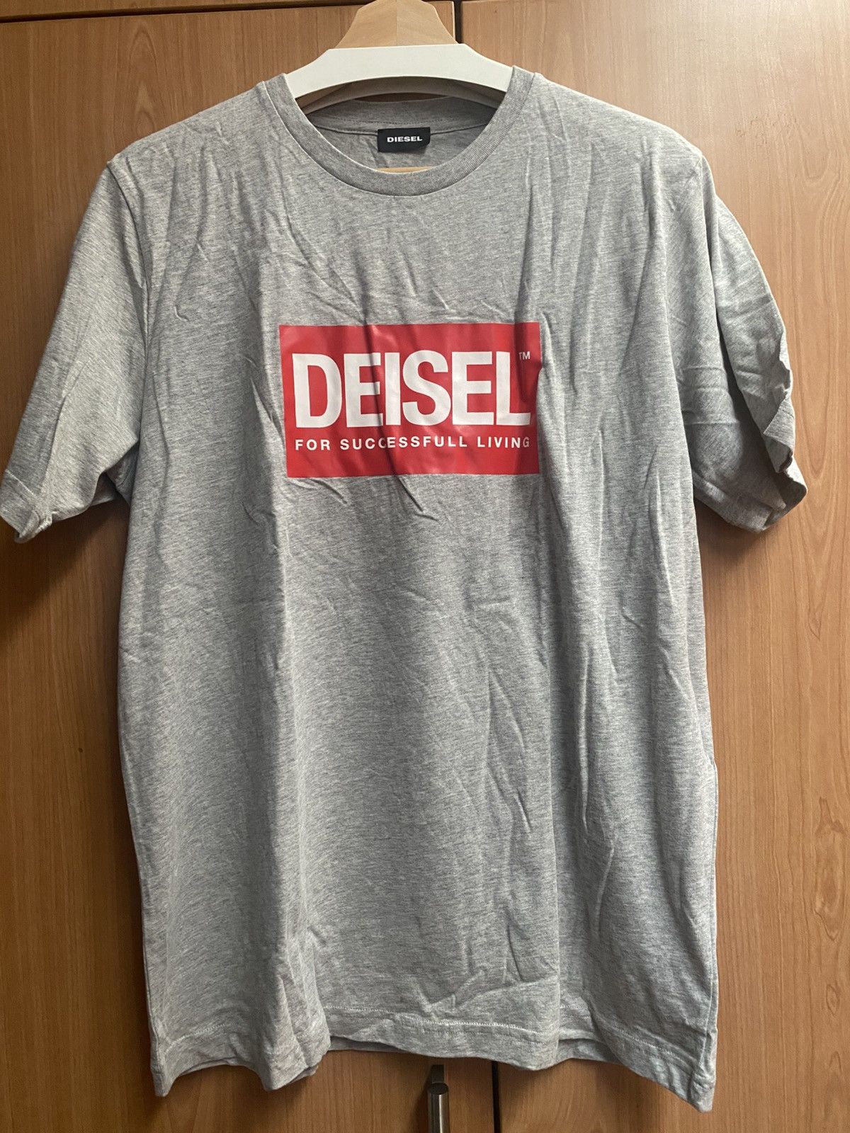 Diesel DIESEL Misspelled Logo Limited Edition tee BNWT Size US M / EU 48-50 / 2 - 1 Thumbnail
