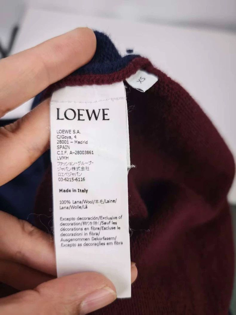 Loewe LOEWE Logo patch long sleeve wool knit sweater Size US XS / EU 42 / 0 - 4 Thumbnail