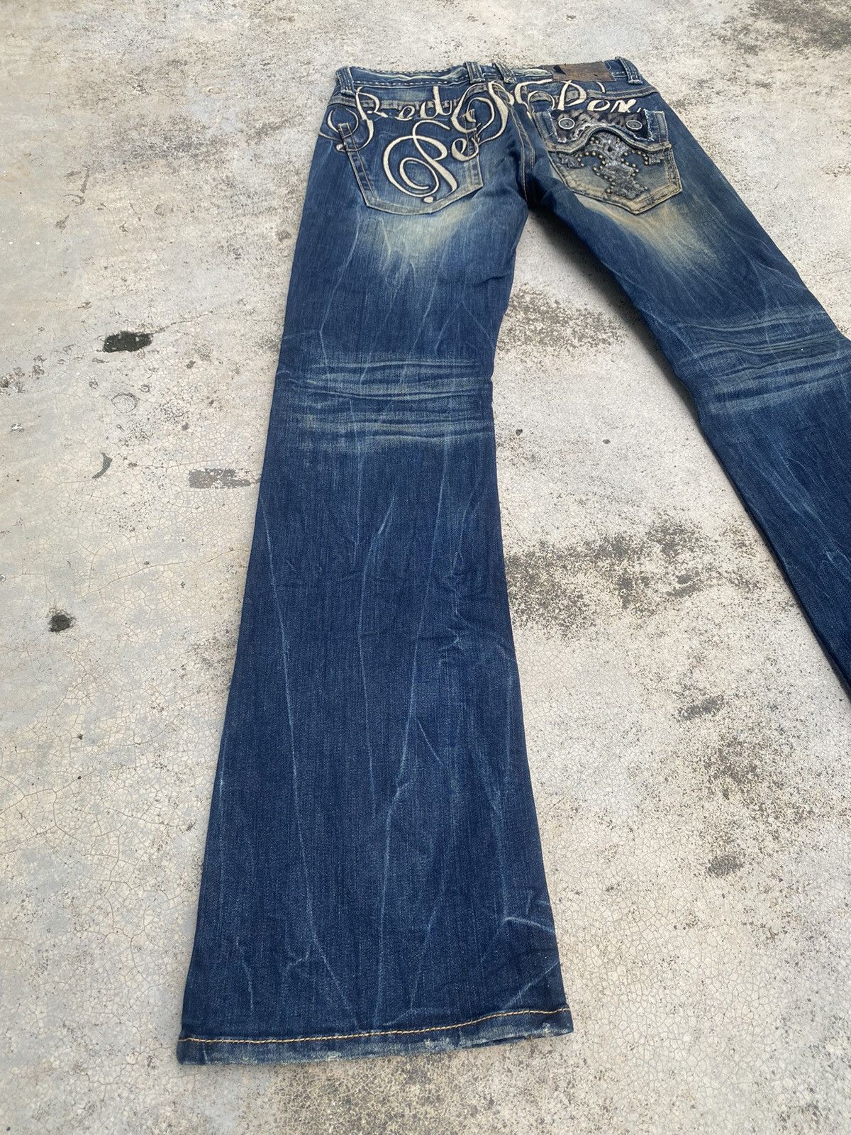 If Six Was Nine × Le Grande Bleu (L.G.B.) Flare Jeans Red Papper Clawmark Studded Cross Bootcut Size US 30 / EU 46 - 13 Thumbnail