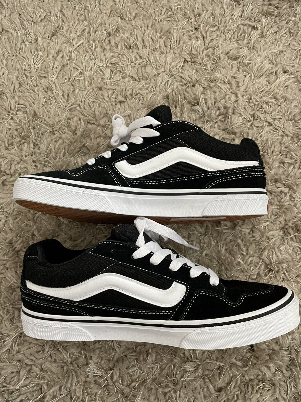Vans Vans Caldrone Sneaker Black & White Size US 9 / EU 42 - 3 Thumbnail