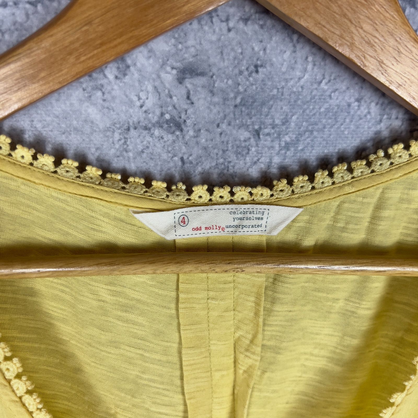 Odd Molly Odd Molly Women’s Dress Size 4 Yellow V-Neck Short Sleeve` Size S / US 4 / IT 40 - 4 Thumbnail