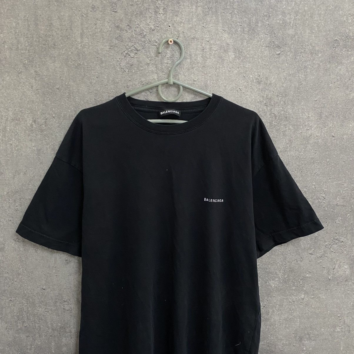 Balenciaga Balenciaga T-Shirt Size US S / EU 44-46 / 1 - 4 Thumbnail