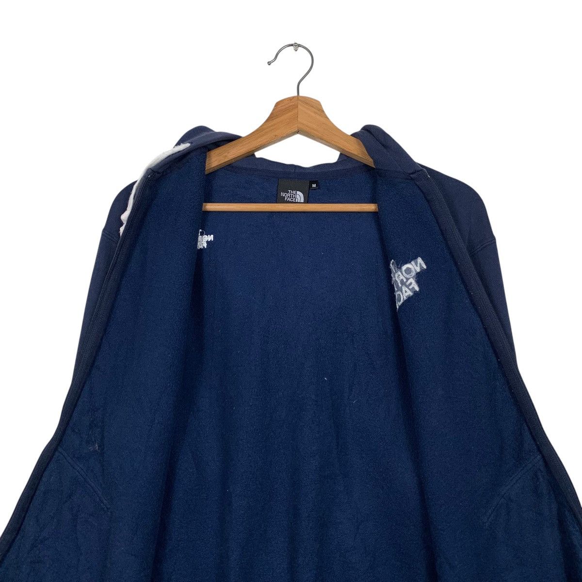 The North Face THE NORTH FACE Pullover Hoodies Sweatshirt #1639-C73 Size US M / EU 48-50 / 2 - 11 Thumbnail