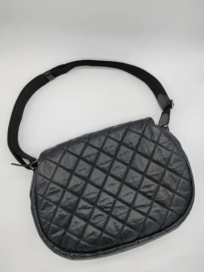 Chanel o1tko10125 Size: OS / Nylon Quilted Cocoon Messenger Bag Size ONE SIZE - 4 Thumbnail