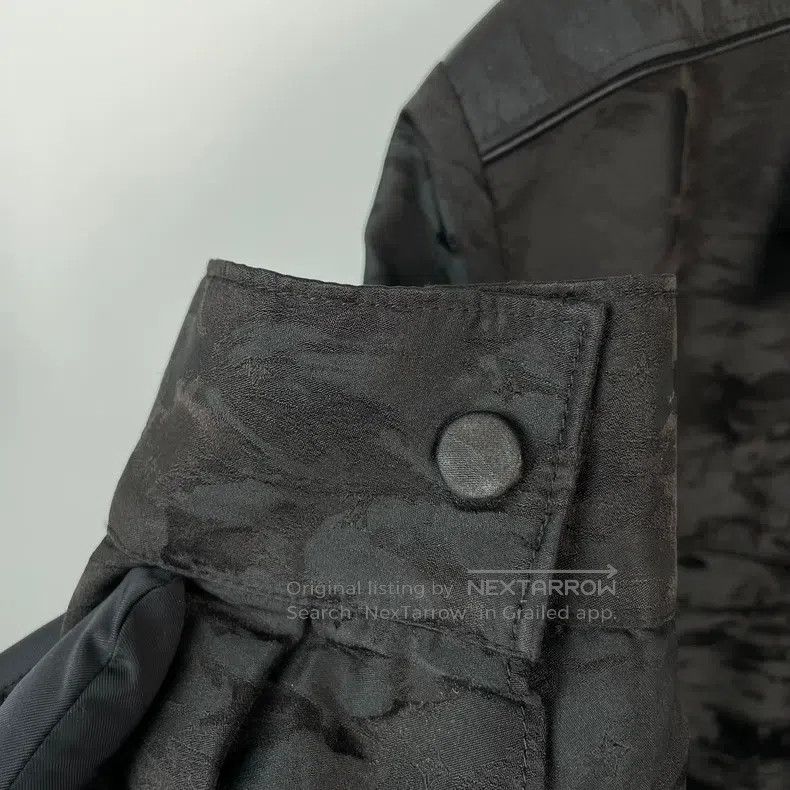 Louis Vuitton Louis Vuitton Dark print jacket Size US L / EU 52-54 / 3 - 5 Thumbnail