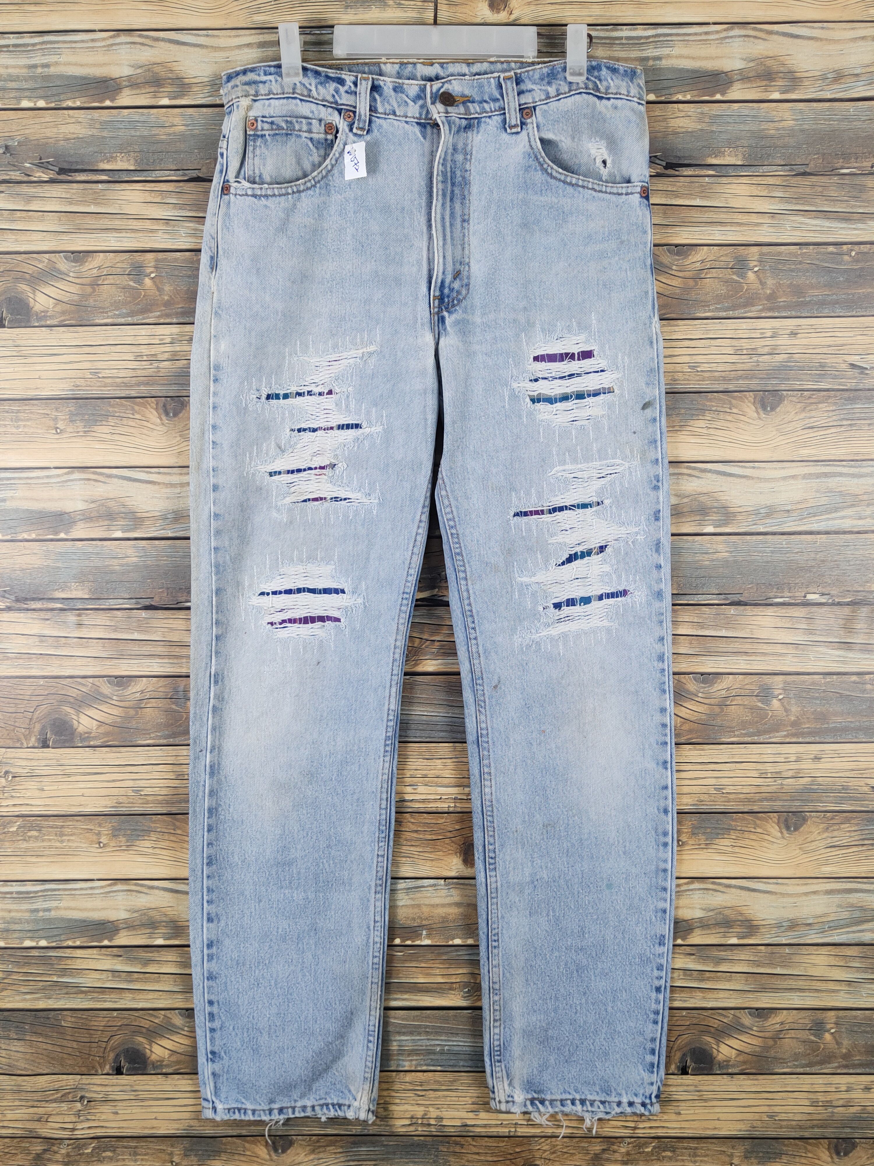 Levi's 505 Levi's Light Blue Distressed Ripped Jeans #W1572 Size US 34 / EU 50 - 1 Thumbnail