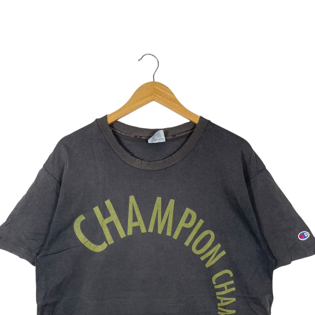 Champion Vintage Champion Big Logo T-Shirt Black Green Print Large Size US L / EU 52-54 / 3 - 2 Thumbnail