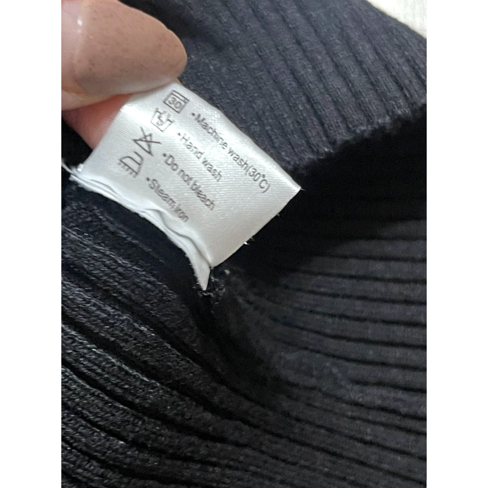 Vintage Zesica Shirt Women's L Black Long Sleeve Knit Square Neck T-Shirt Casual Modern Basic Smooth Vintage: No (but vintage no not allowed). Size L / US 10 / IT 46 - 7 Thumbnail