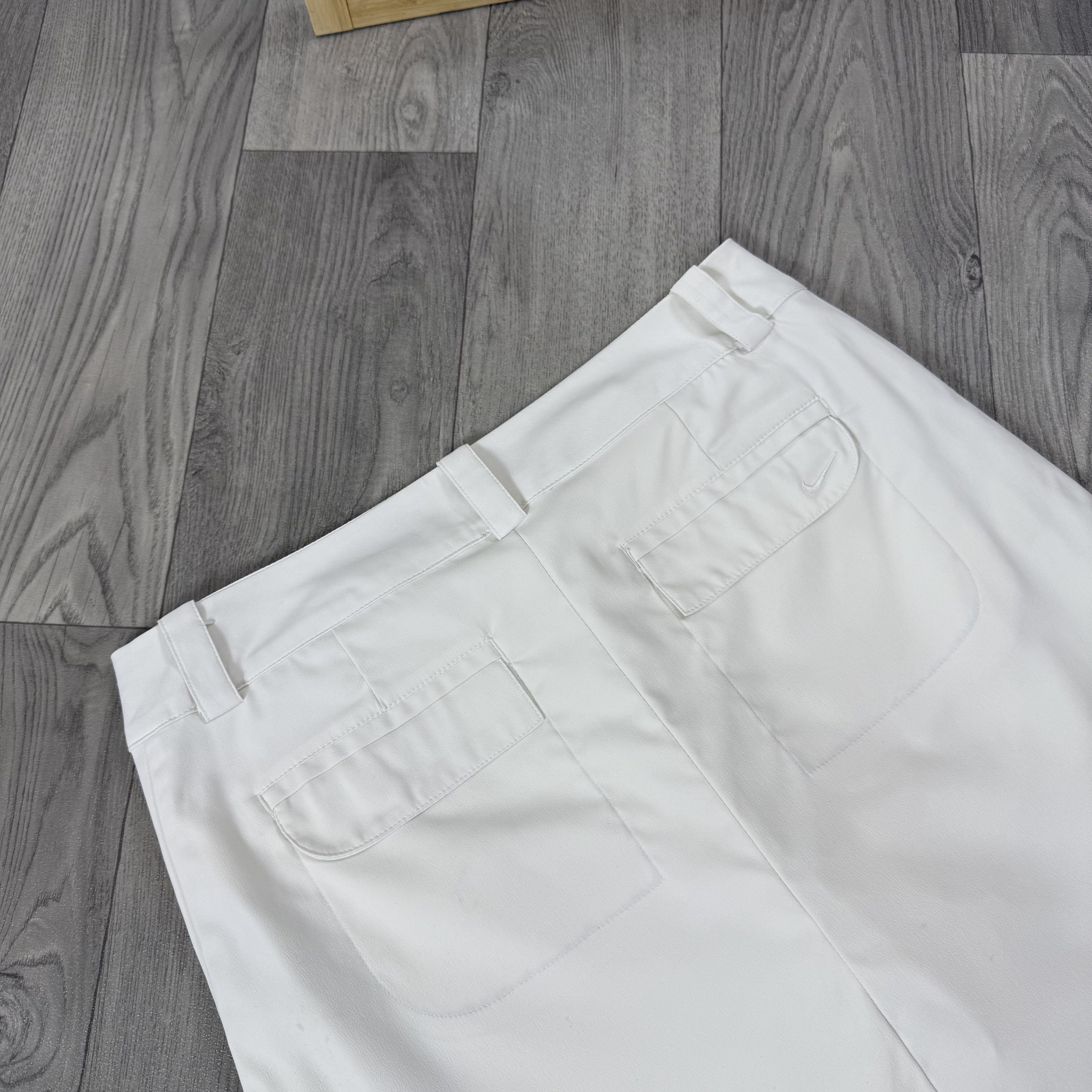 Nike Vintage Nike 90s White Tennis Golf Old Money Midi Skirt Size 28" / US 6 / IT 42 - 13 Thumbnail