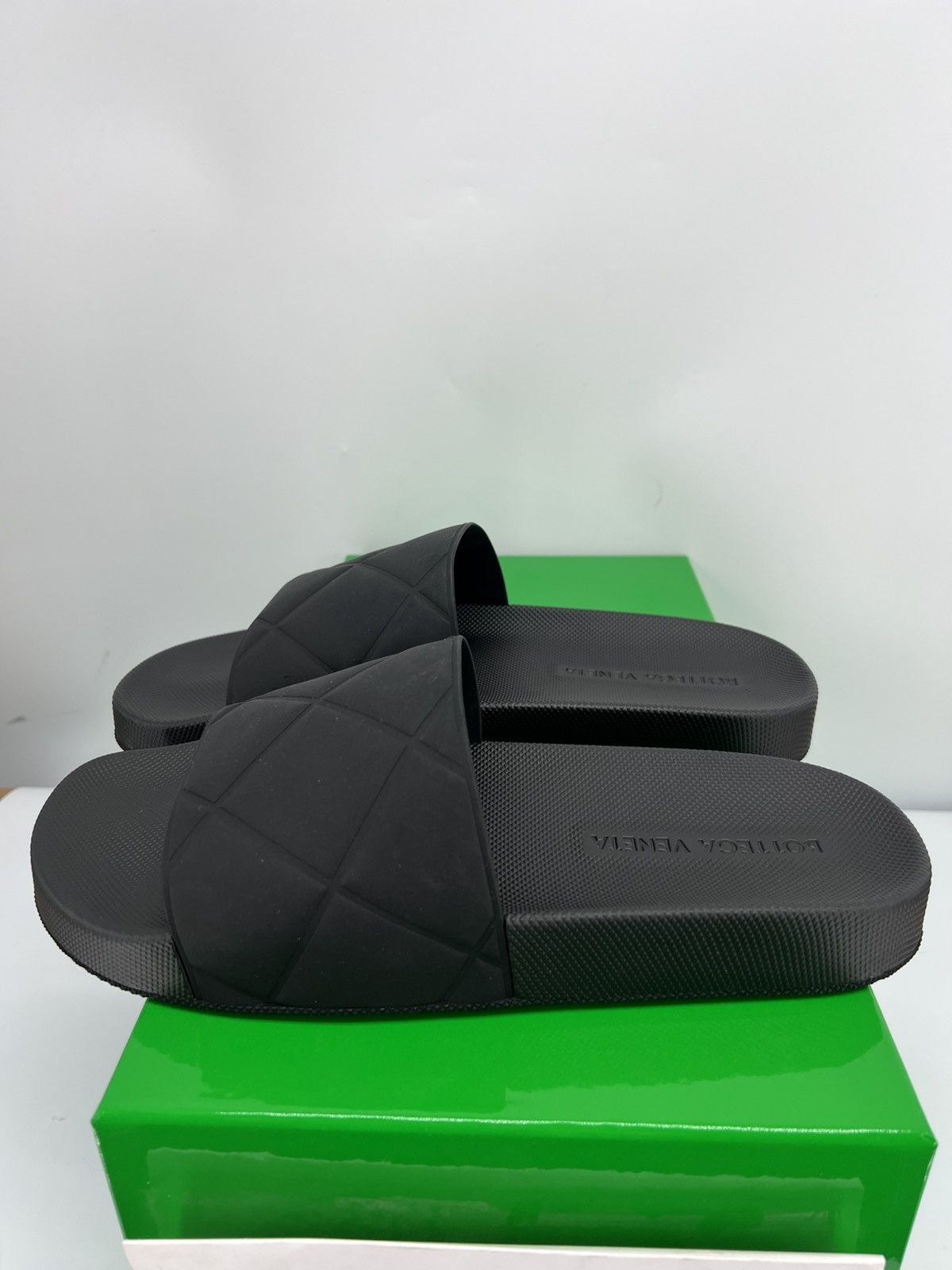 Bottega Veneta Bottega Veneta THE SLIDER SANDAL eu 42 Size US 9 / EU 42 - 1 Thumbnail