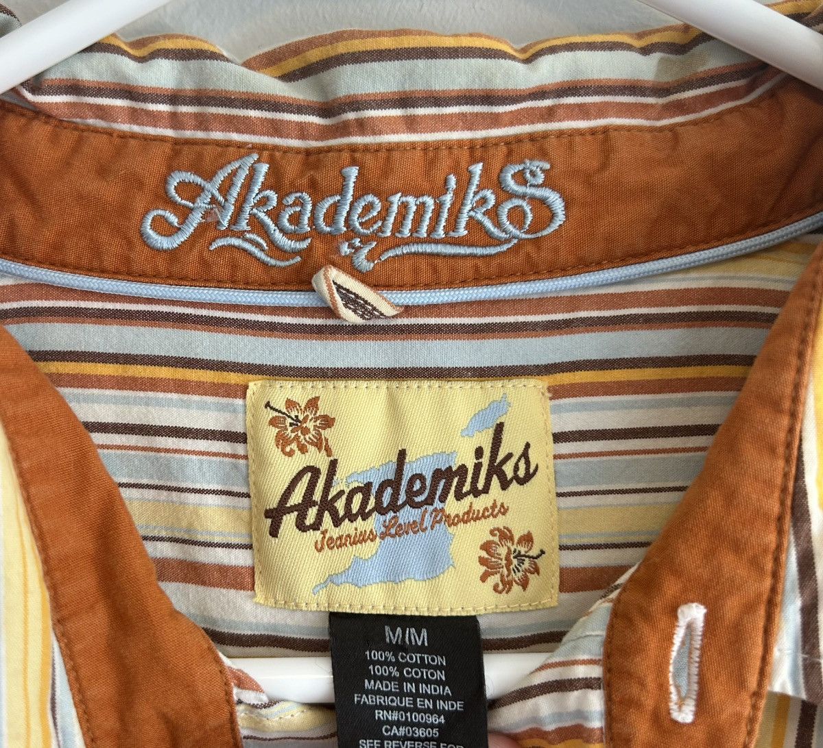 Vintage Vintage Akademiks Men’s Brown, Blue & Orange Button Up Shirt Size US M / EU 48-50 / 2 - 10 Thumbnail