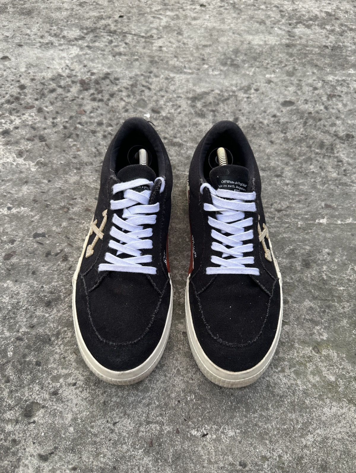Off-White Vintage Logo Off-White Sneakers Style Rare USA 40 Shoelaces Size US 7 / EU 40 - 2 Thumbnail