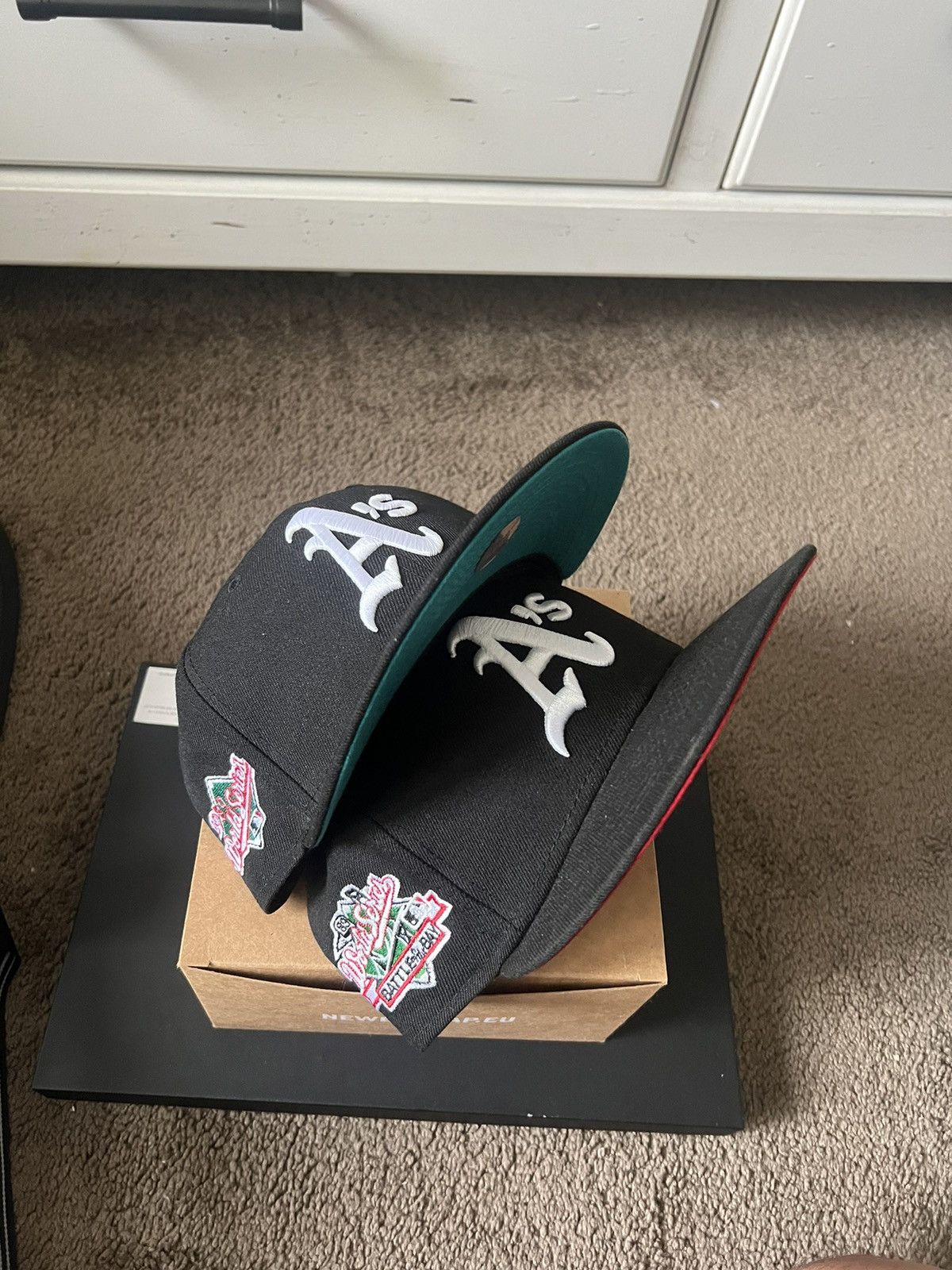 image of New Era Oakland Athletics Both 7 1/4S in Black, Men's (Size 38)