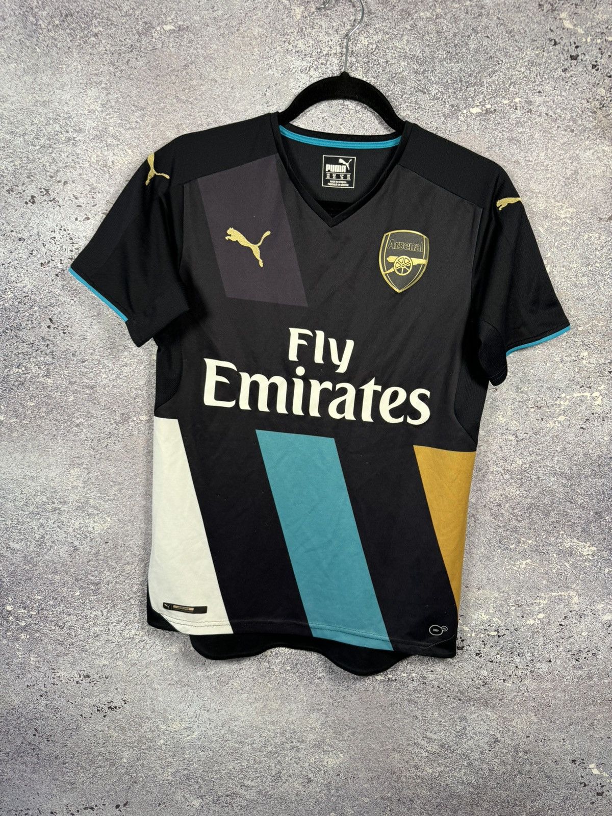 Puma × Vintage Vintage Arsenal 2015/16 Third Puma Soccer Jersey Blokcore S Size US S / EU 44-46 / 1 - 4 Thumbnail