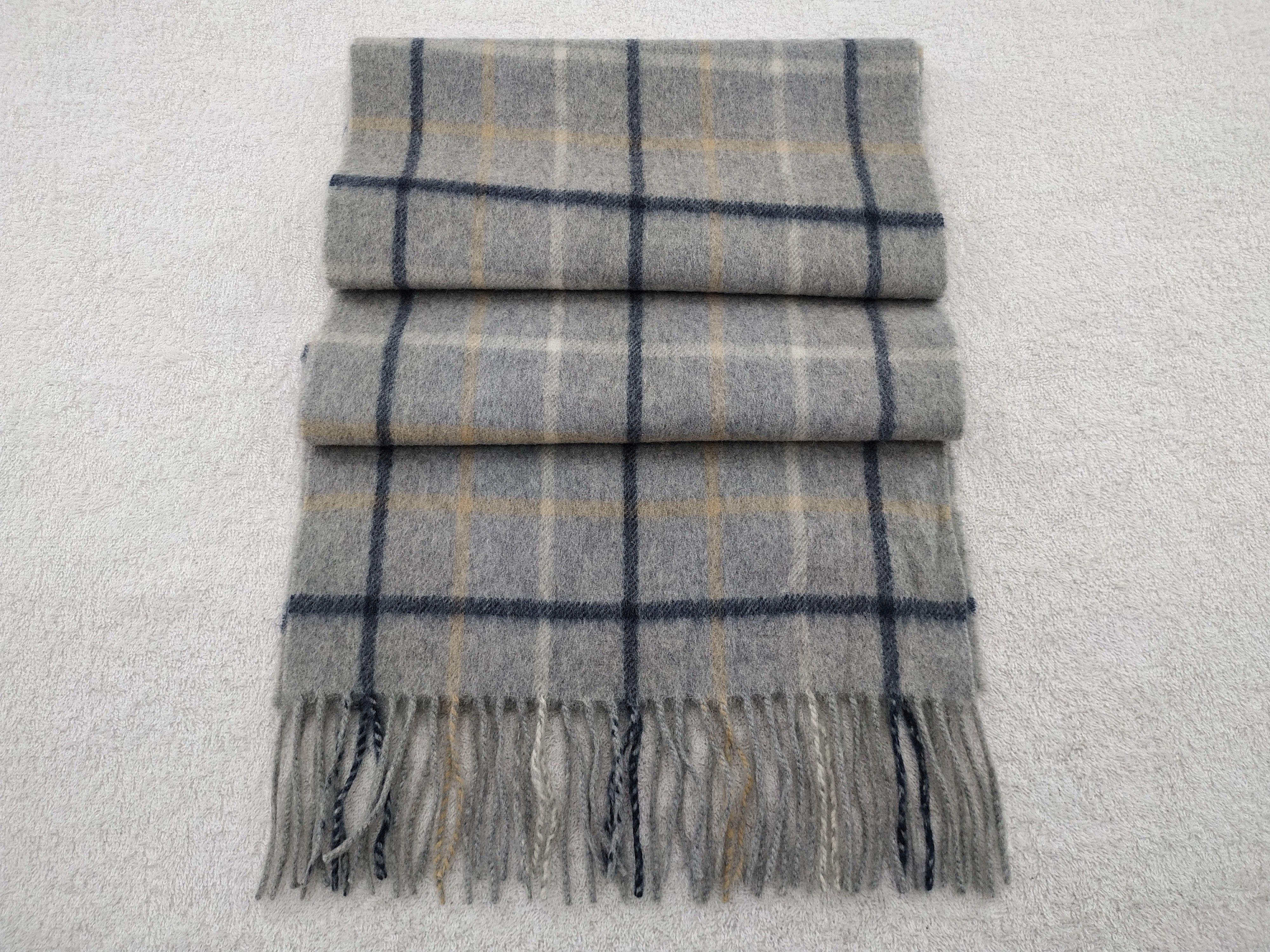 Pierre Cardin Vintage Pierre Cardin Scarf/Muffler/Neckwear MF330 Size ONE SIZE - 2 Thumbnail