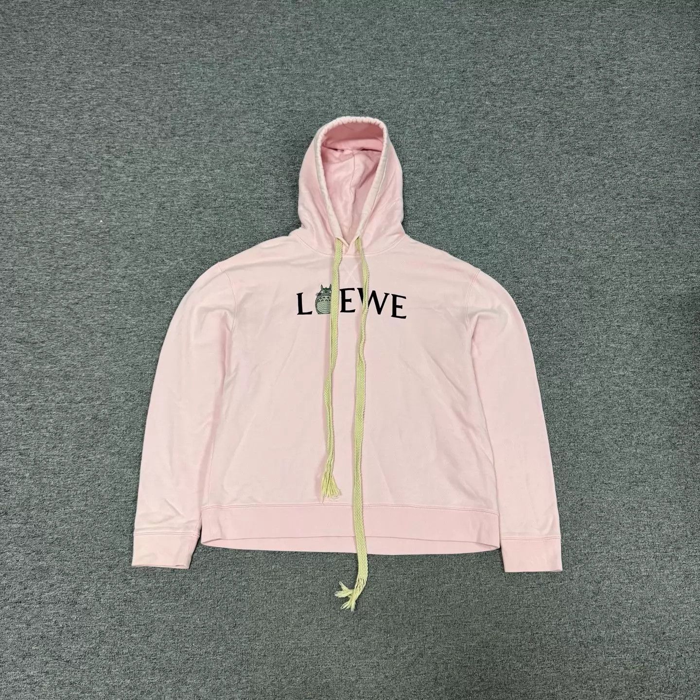 Loewe LOEWE x Totoro Embroidered Logo Pink Hoodie L 99 New Size L / US 10 / IT 46 - 1 Thumbnail