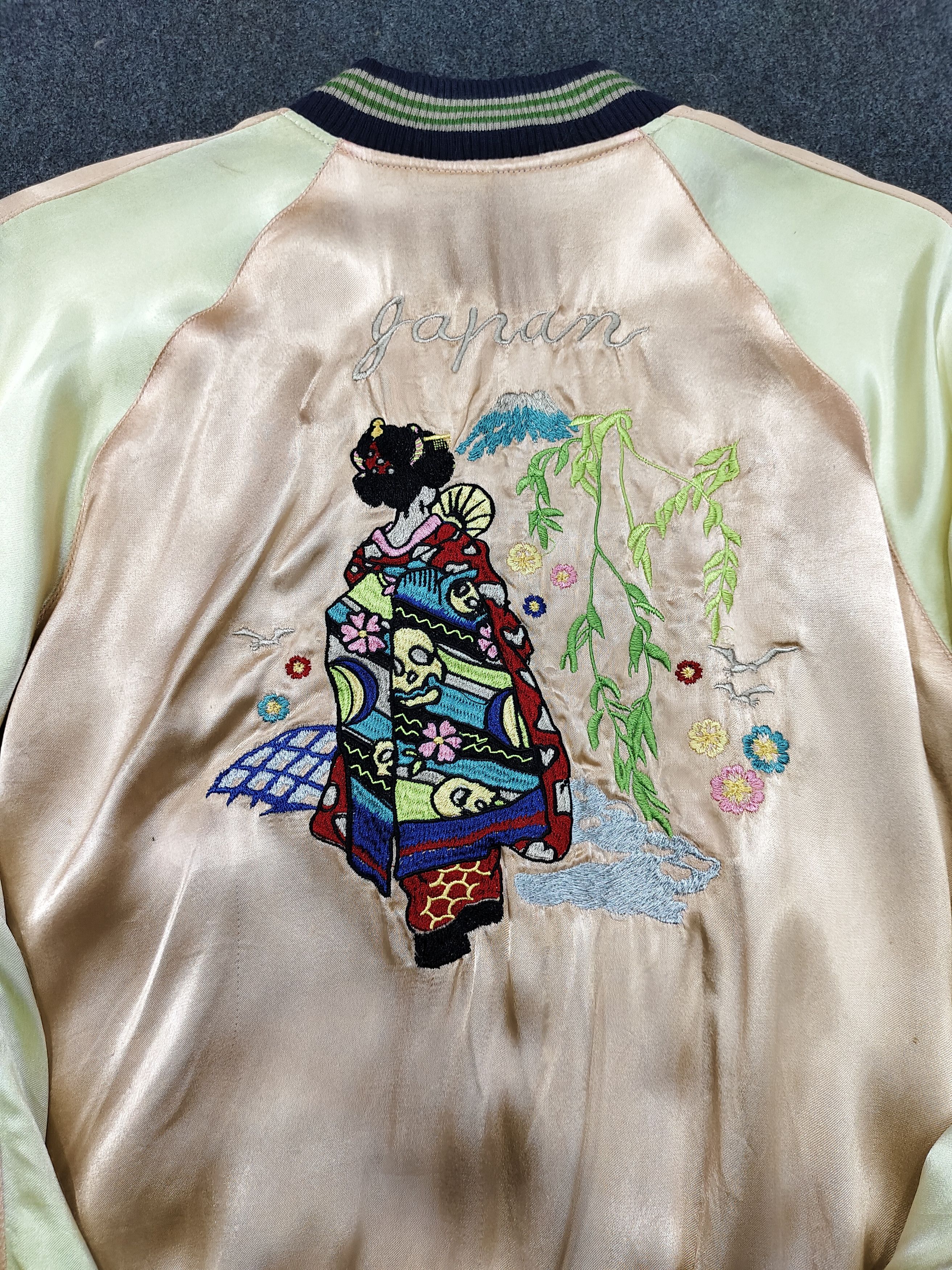 Japanese Brand 🇯🇵 Vtg Geisha Embroidered Rayon Reversible Sukajan Size US S / EU 44-46 / 1 - 2 Thumbnail