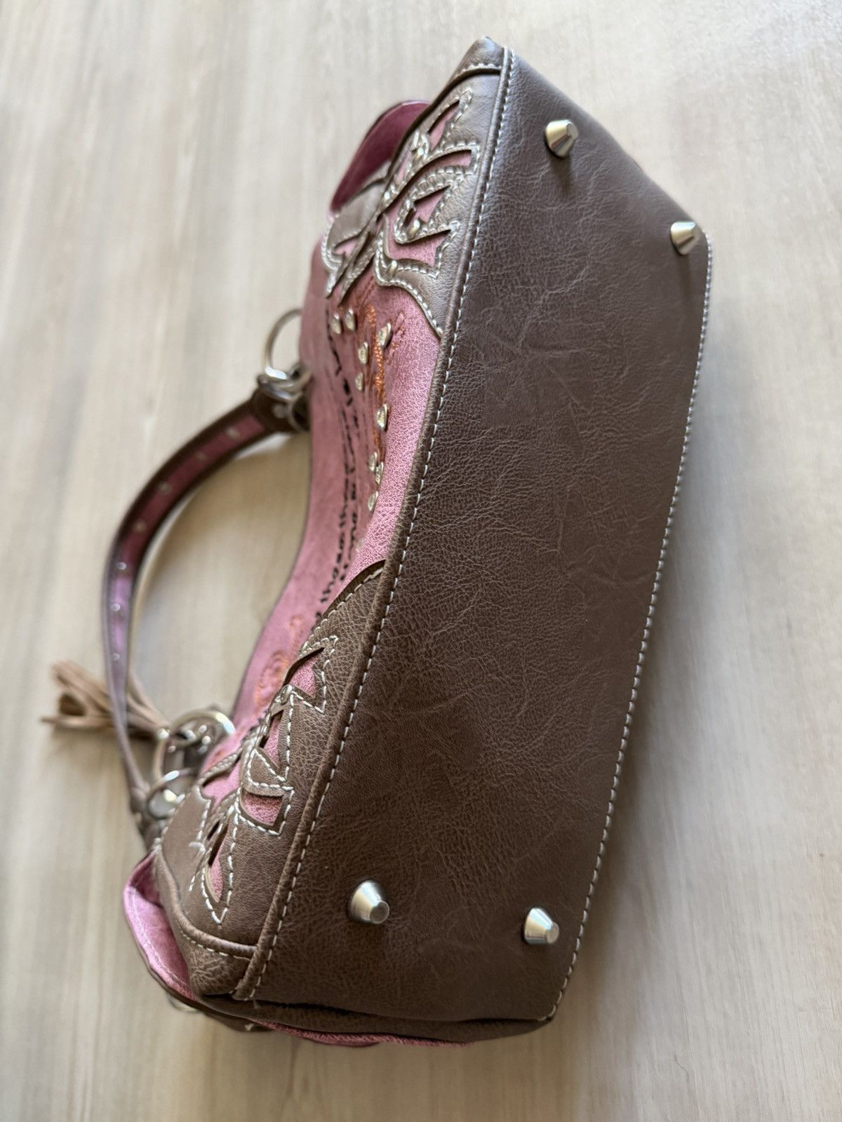 Vintage Cowgirl Trendy Western Cross Bible Verse Purse w/ Conceal Size ONE SIZE - 6 Thumbnail