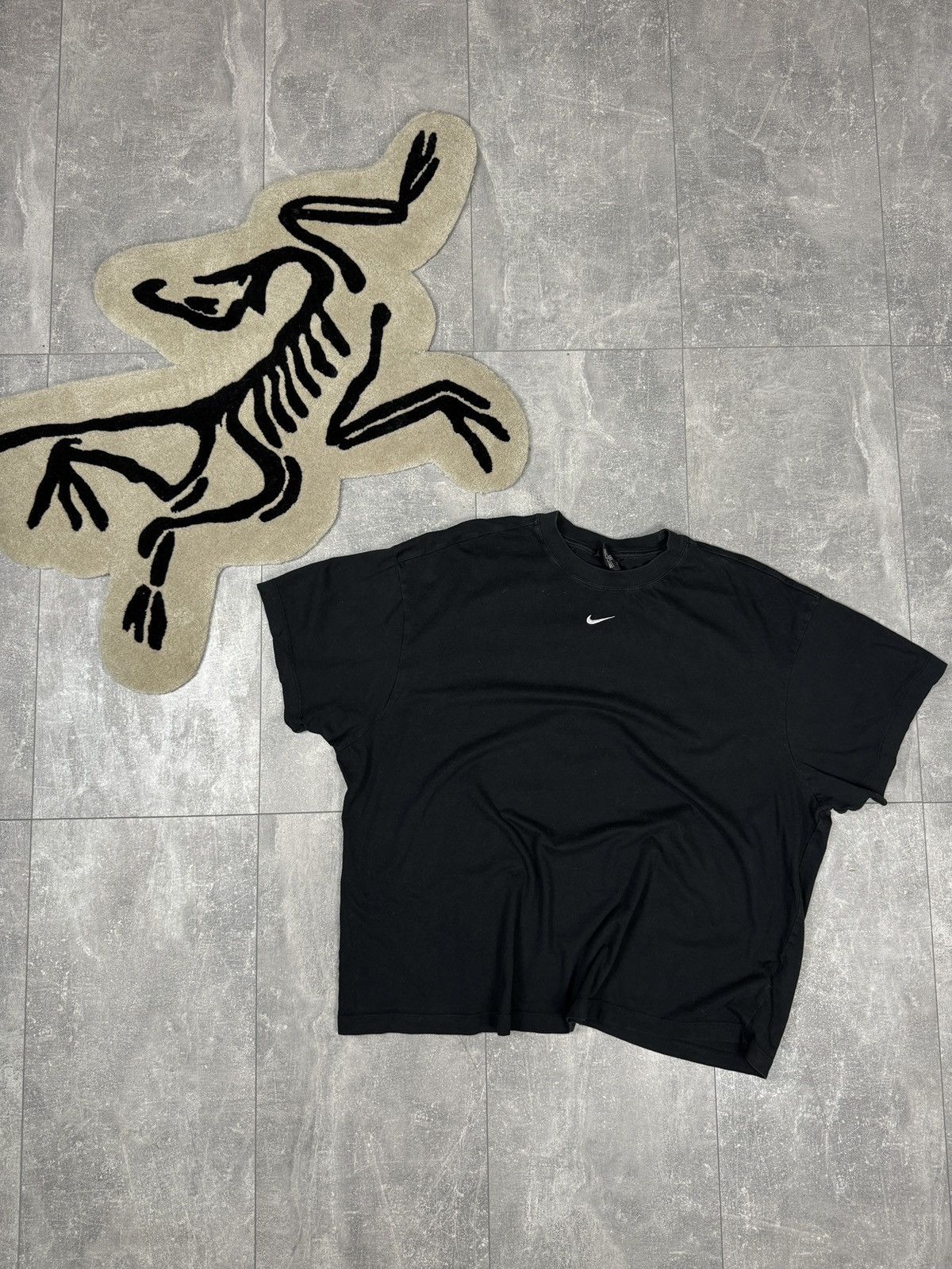 Nike × Vintage Mens Nike swoosh black T-shirt center logo y2k tee Japanese Size US XL / EU 56 / 4 - 1 Thumbnail