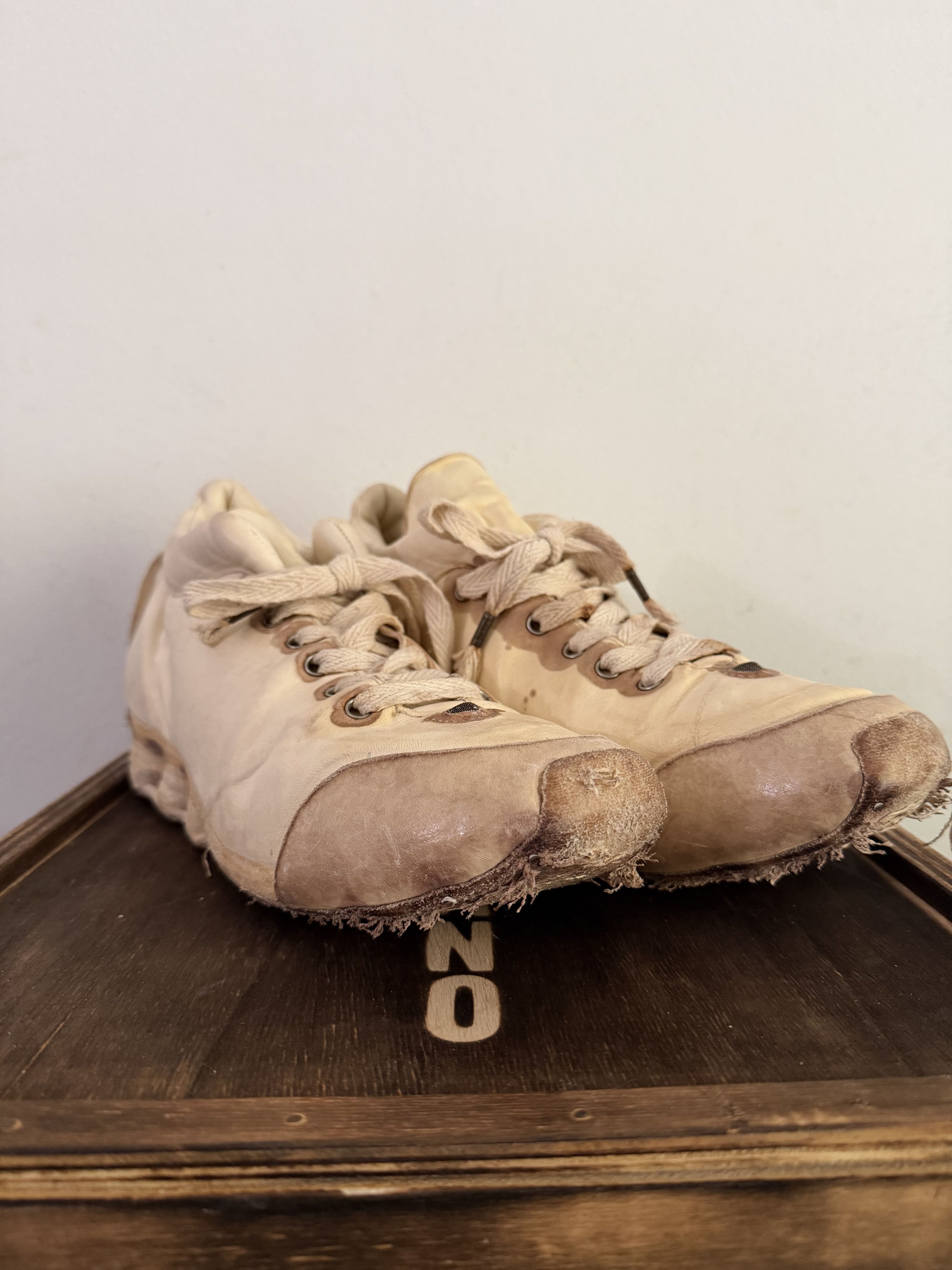 Nihomano Sculpted Handmade Natural Leather Sneakers Size US 9 / EU 42 - 3 Thumbnail