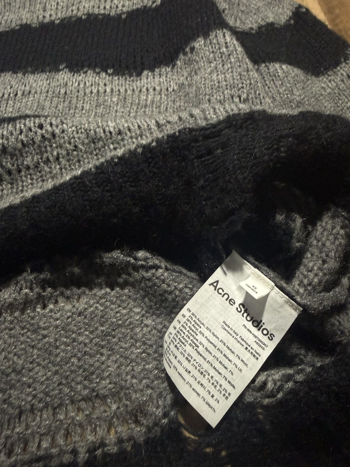 Acne Studios Acne Studios Distressed Multi Color Sweater Size US XS / EU 42 / 0 - 4 Thumbnail