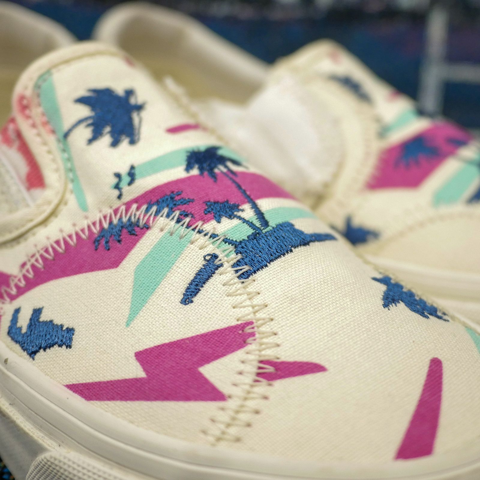 Vans Vans Vault Slip On Bricolage LX Embroidered Palm Trees Size US 7 / EU 40 - 3 Thumbnail