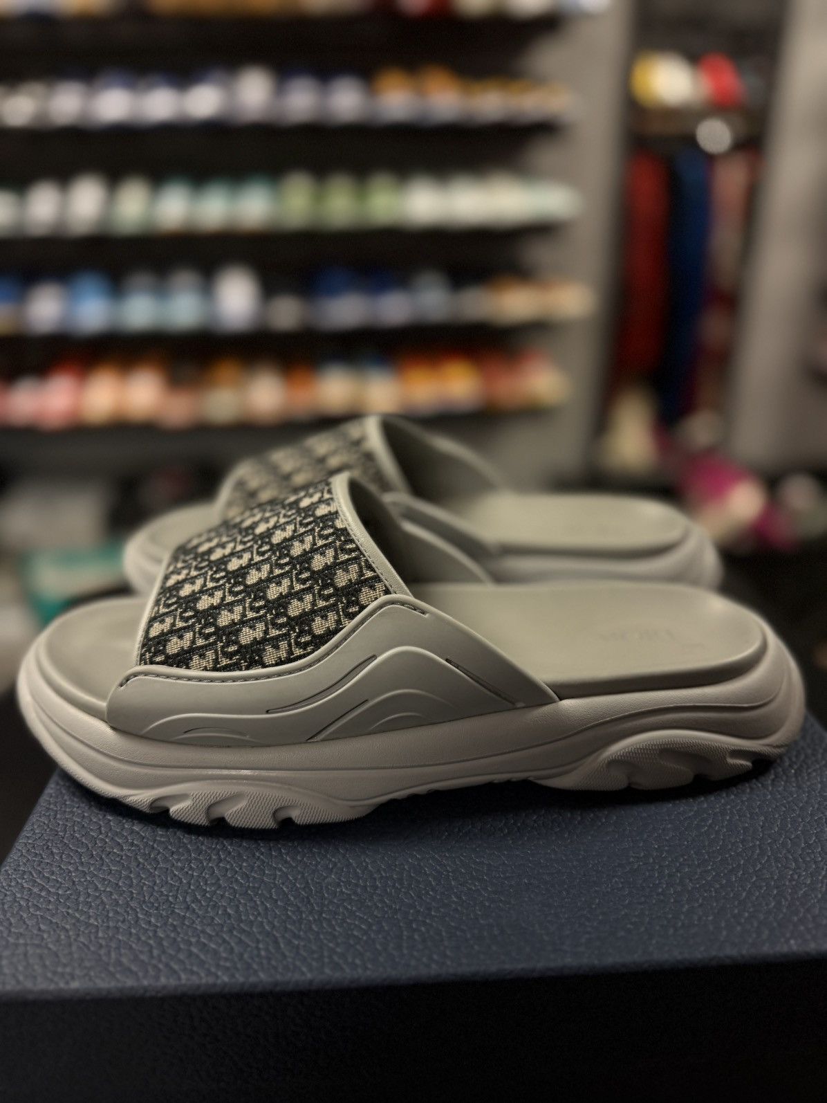 Dior Dior Low Slip On Sandals Size 41EU/8US $840 Retail Size US 8 / EU 41 - 4 Thumbnail