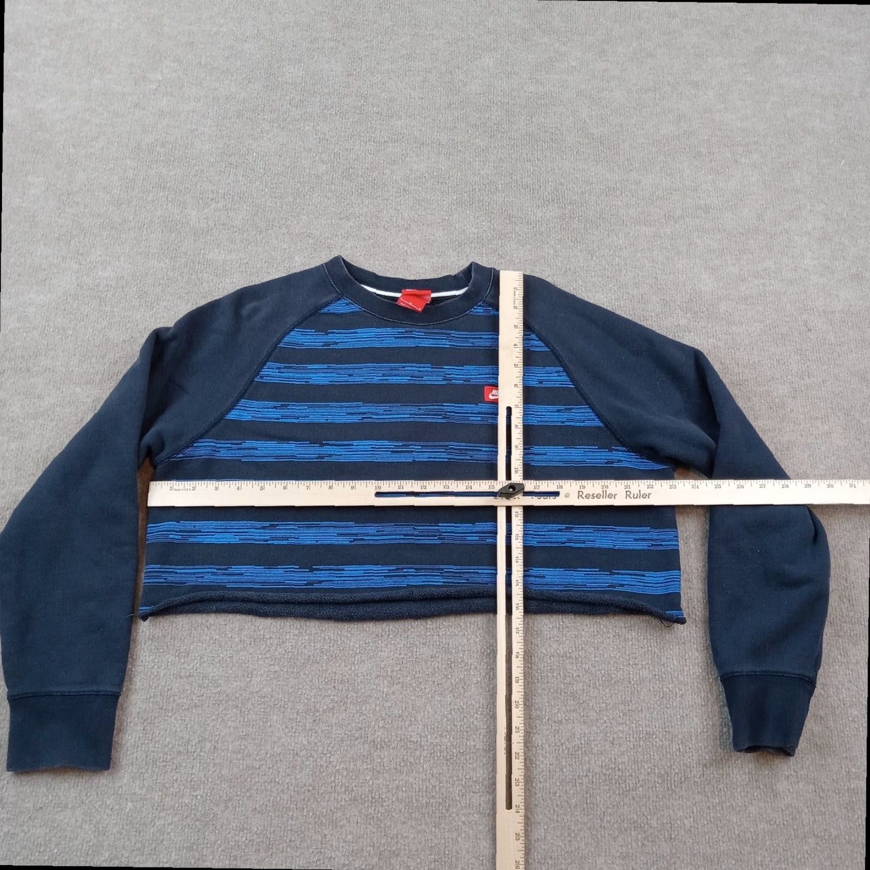 Nike Nike Blue Striped Long Sleeve Sweatshirt Womens Large Pullover Gym Size L / US 10 / IT 46 - 2 Thumbnail