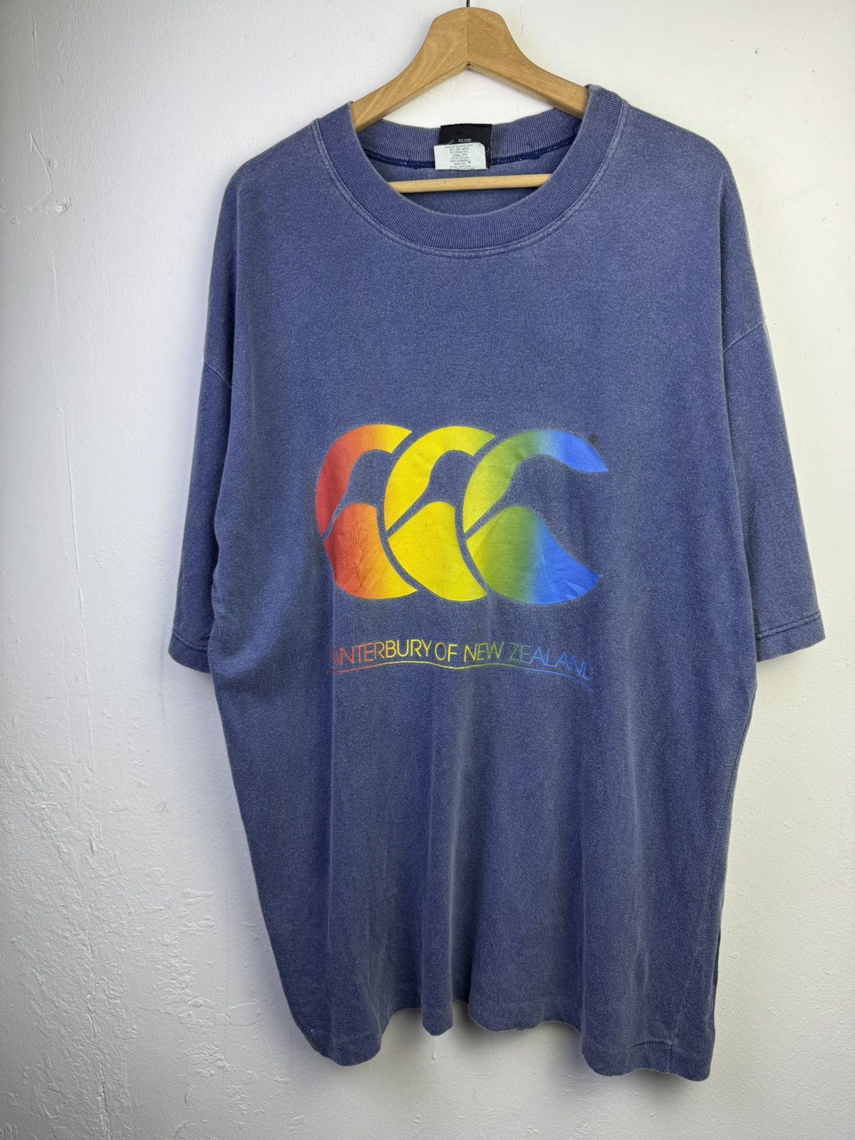 vintage 90s Canterbury of New Zealand rainbow logo t-shirt